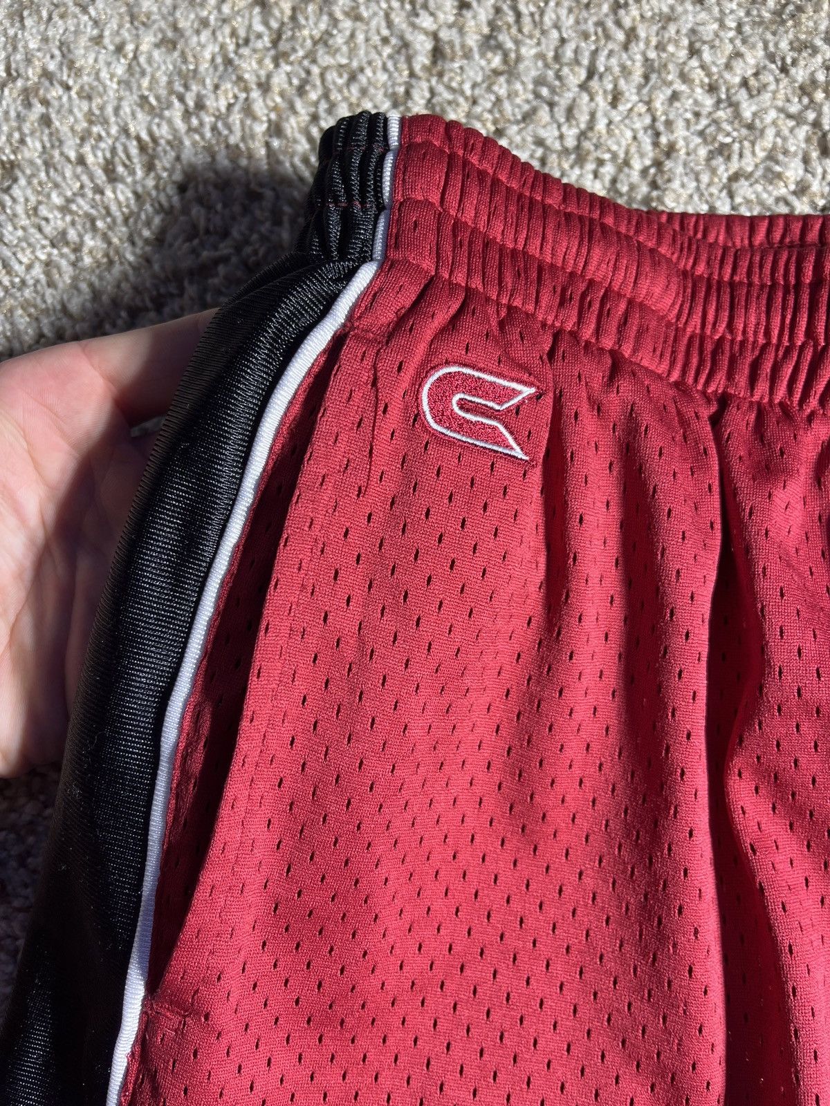 Colosseum Athletics Vintage Y2K Indiana Colosseum basketball shorts Size US 28 / EU 44 - 4 Thumbnail