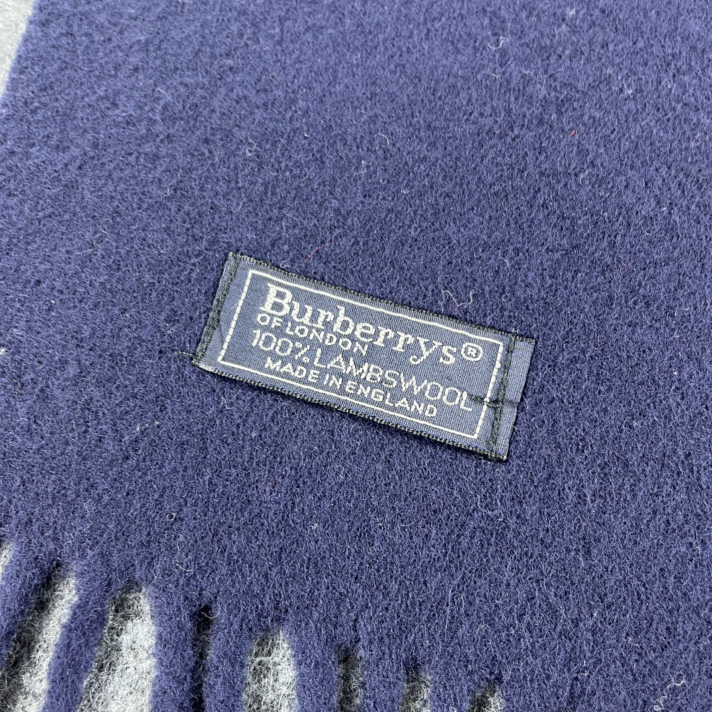 Burberry Burberry Lambswool Scarf / Muffler / Neckwear T1323 Size ONE SIZE - 6 Thumbnail