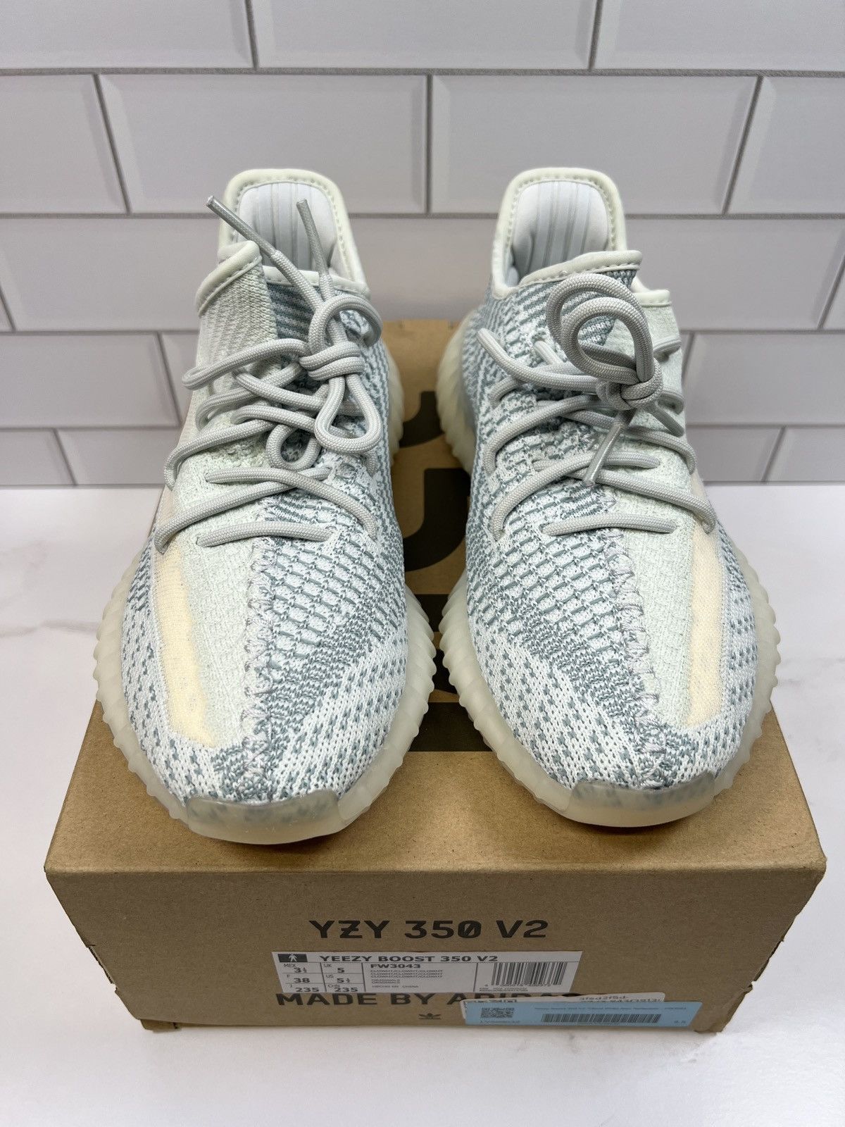 Adidas NEW Adidas Yeezy Boost 350s 350 V2 Cloud White Size US 5.5 / IT 35.5 - 2 Thumbnail