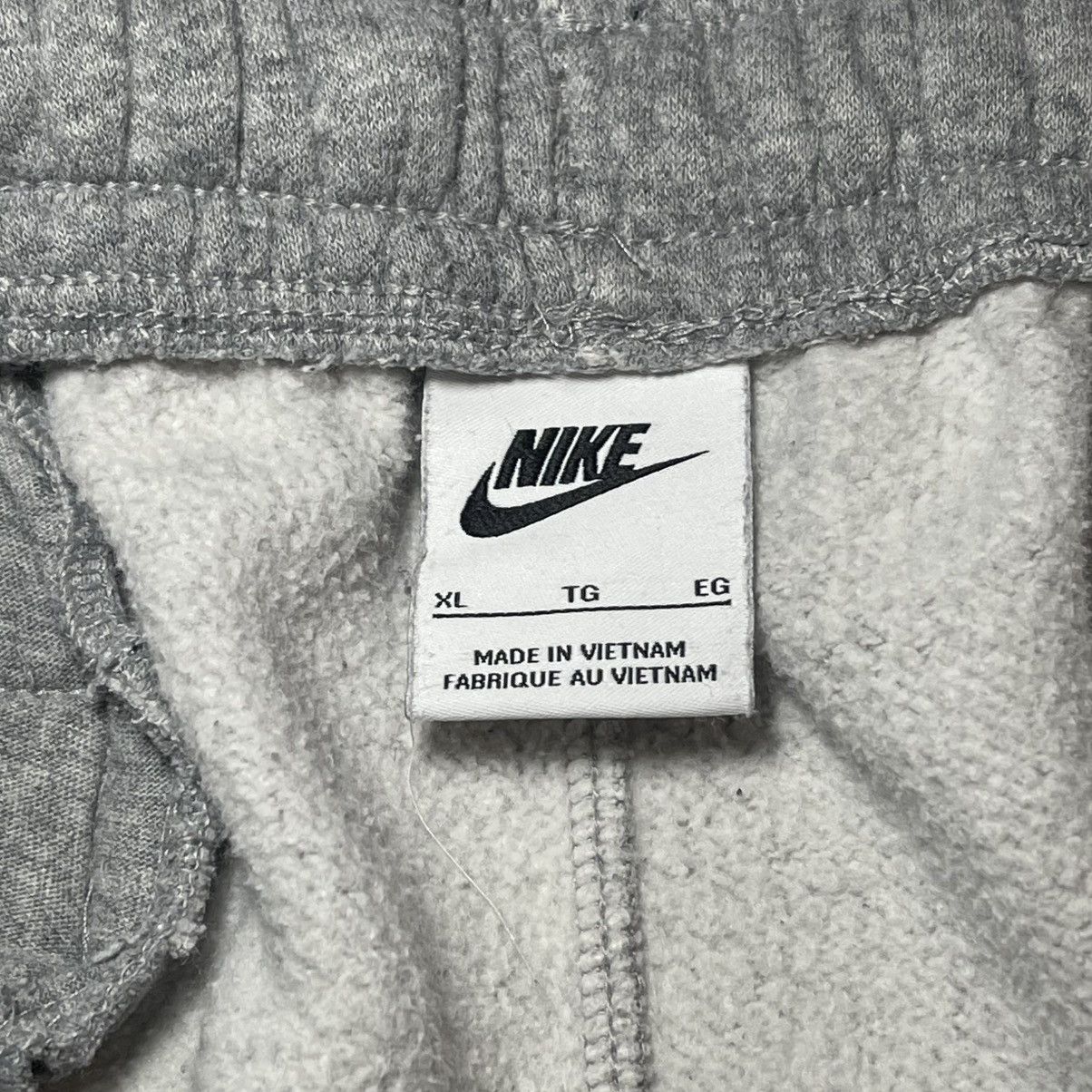 Nike Nike Mens Sportswear Club Fleece Sweatpants Grey XL Workout Size US 33 - 3 Thumbnail