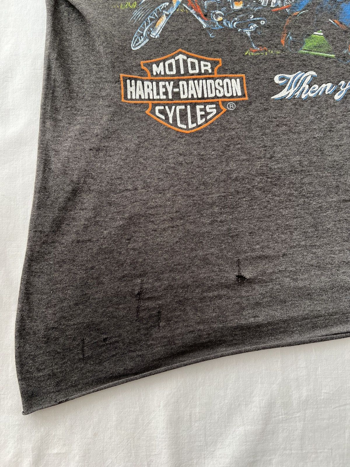 Harley Davidson Vintage 80s Harley Davidson A Rough Life Hog Pig T-shirt Size US L / EU 52-54 / 3 - 7 Thumbnail