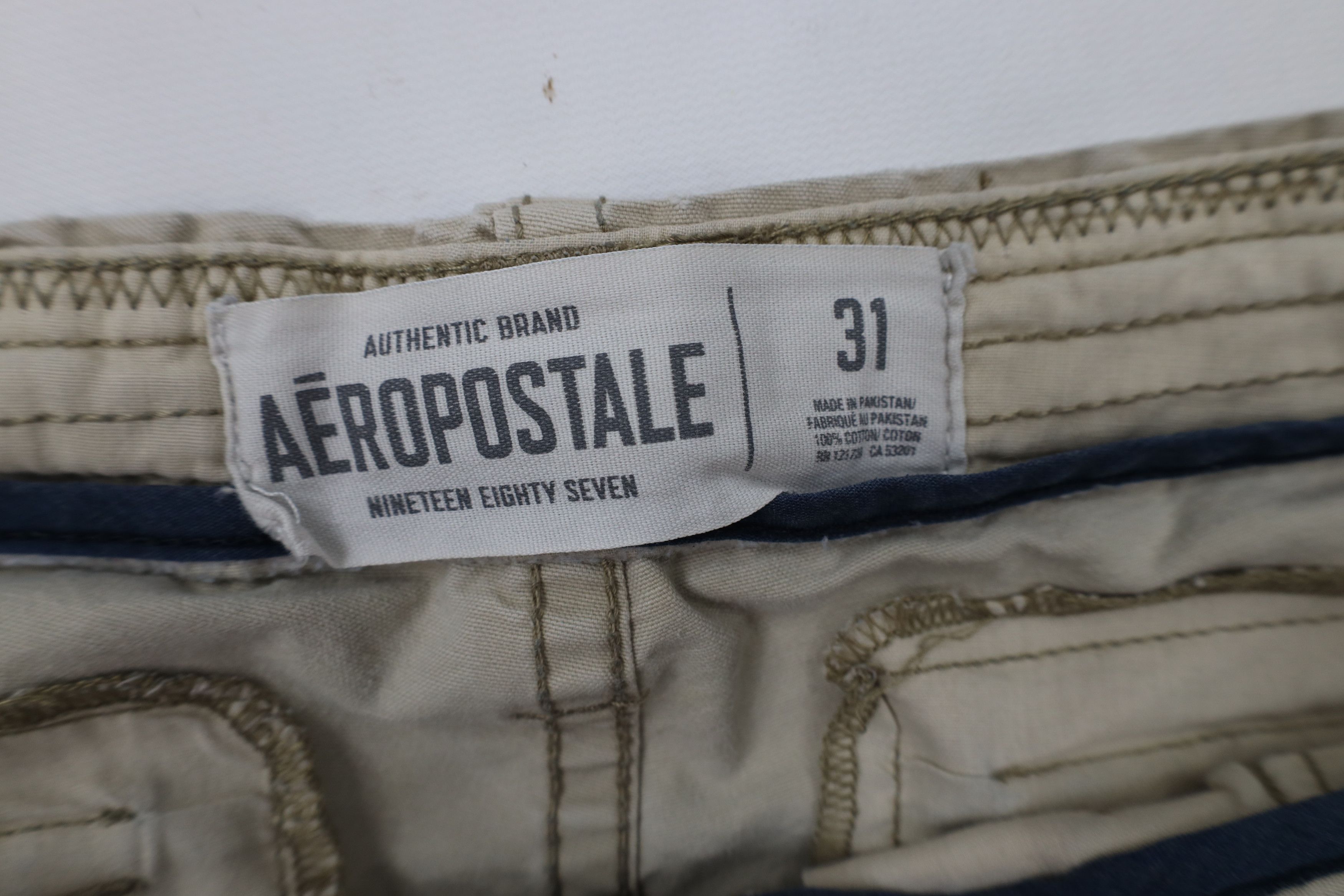 Aeropostale × Vintage Vintage Y2K Aeropostale Flower Cargo Shorts Beige Cotton Size US 31 - 9 Thumbnail