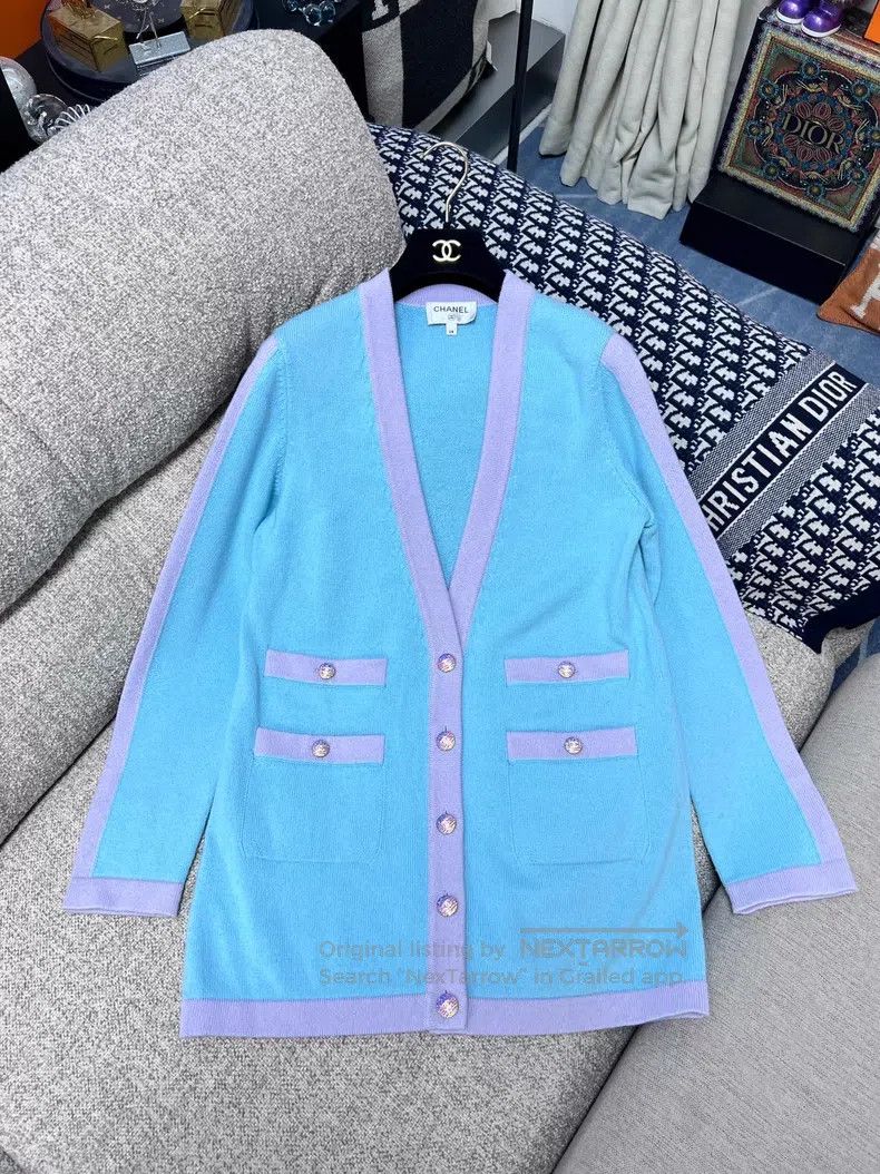 Chanel Chanel 24C early spring vacation blue light purple rolled Size XS / US 0-2 / IT 36-38 - 2 Thumbnail