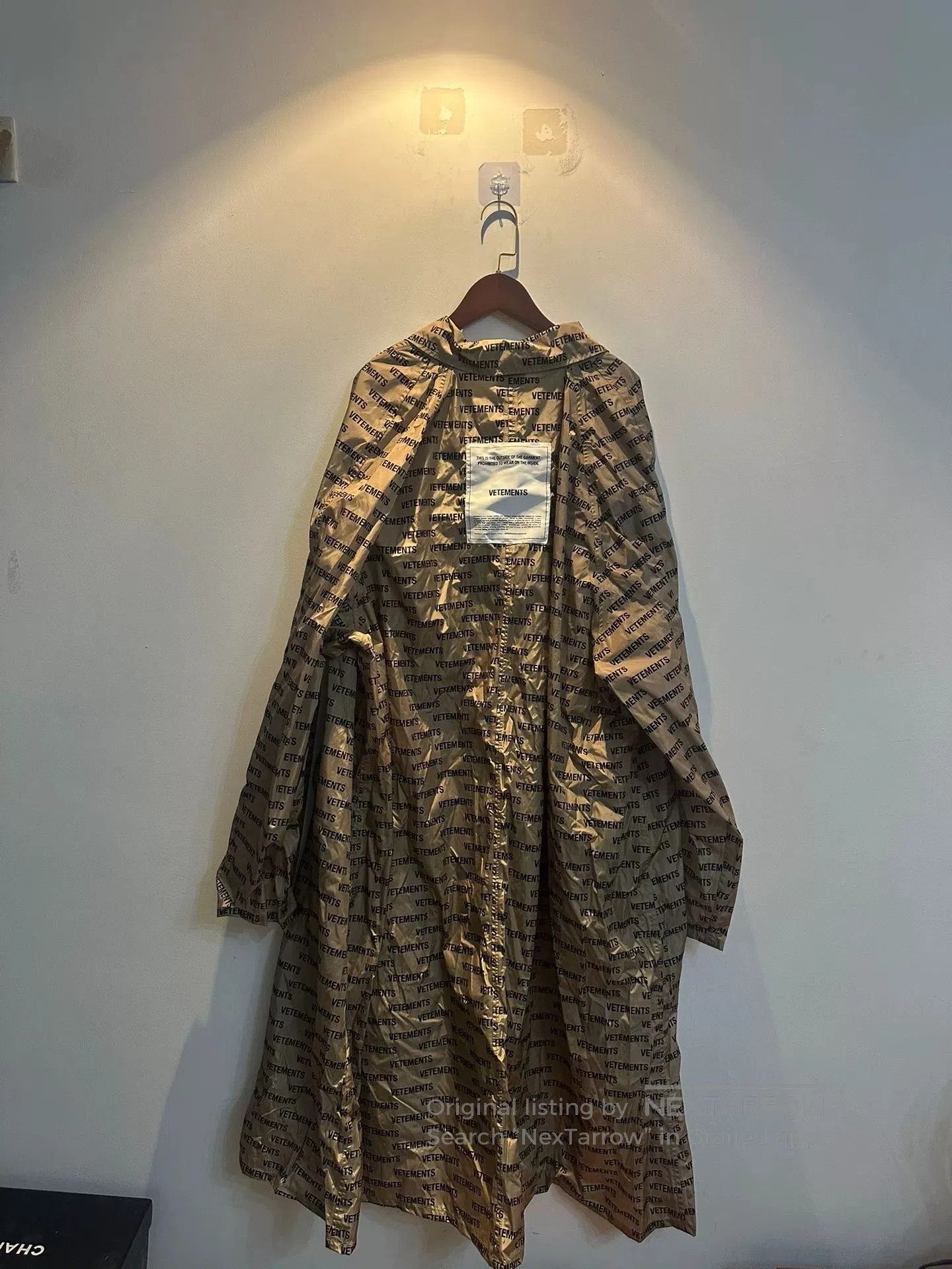 Vetements stylish vetements long sleeve windbreaker coat. Size XS / US 0-2 / IT 36-38 - 2 Thumbnail