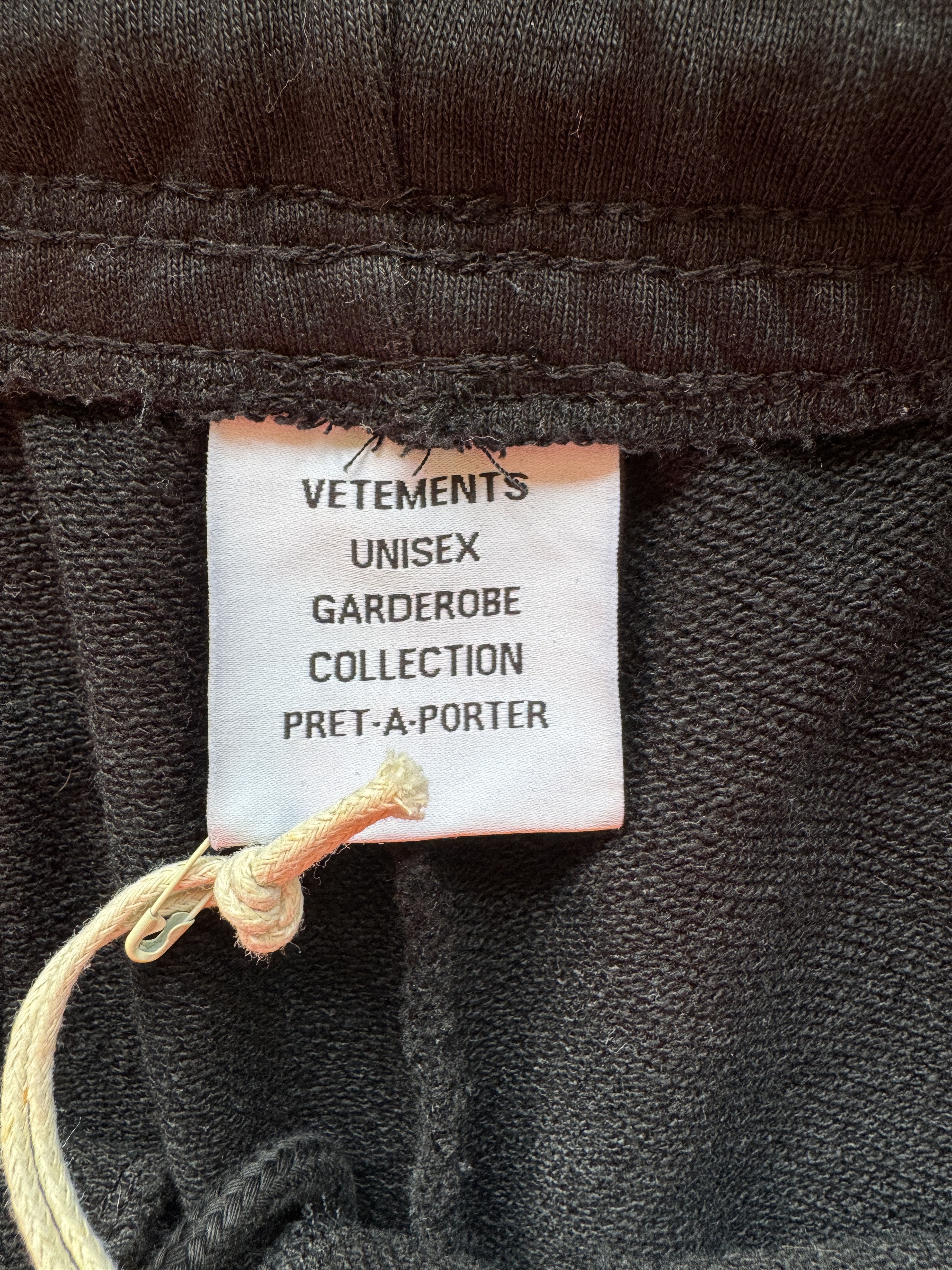 Vetements Wide-leg panelled sweatpants (revised fit version) Size US 34 / EU 50 - 13 Thumbnail