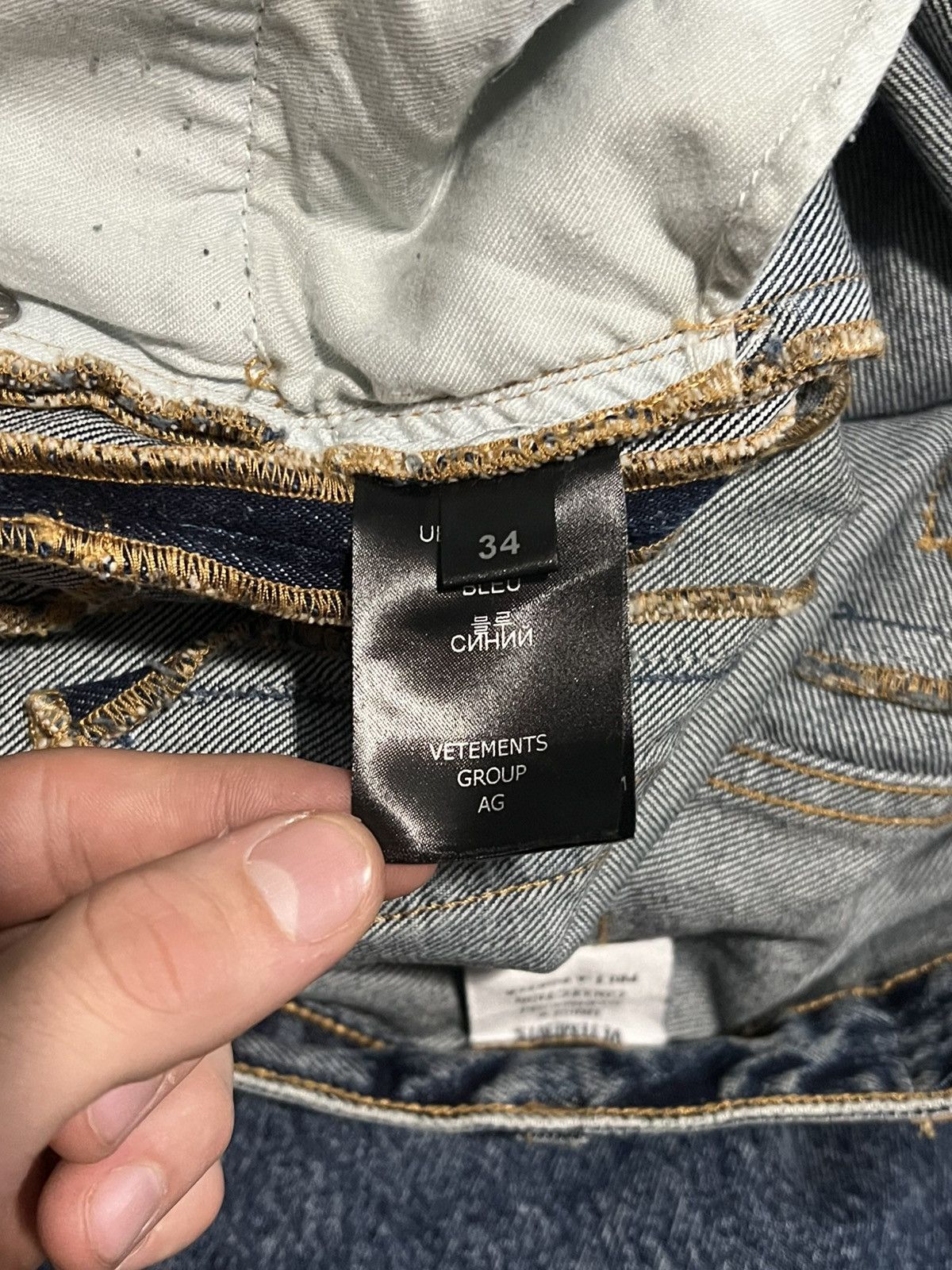 Vetements Vetements baggy patched knee distressed jeans Size US 34 / EU 50 - 19 Thumbnail