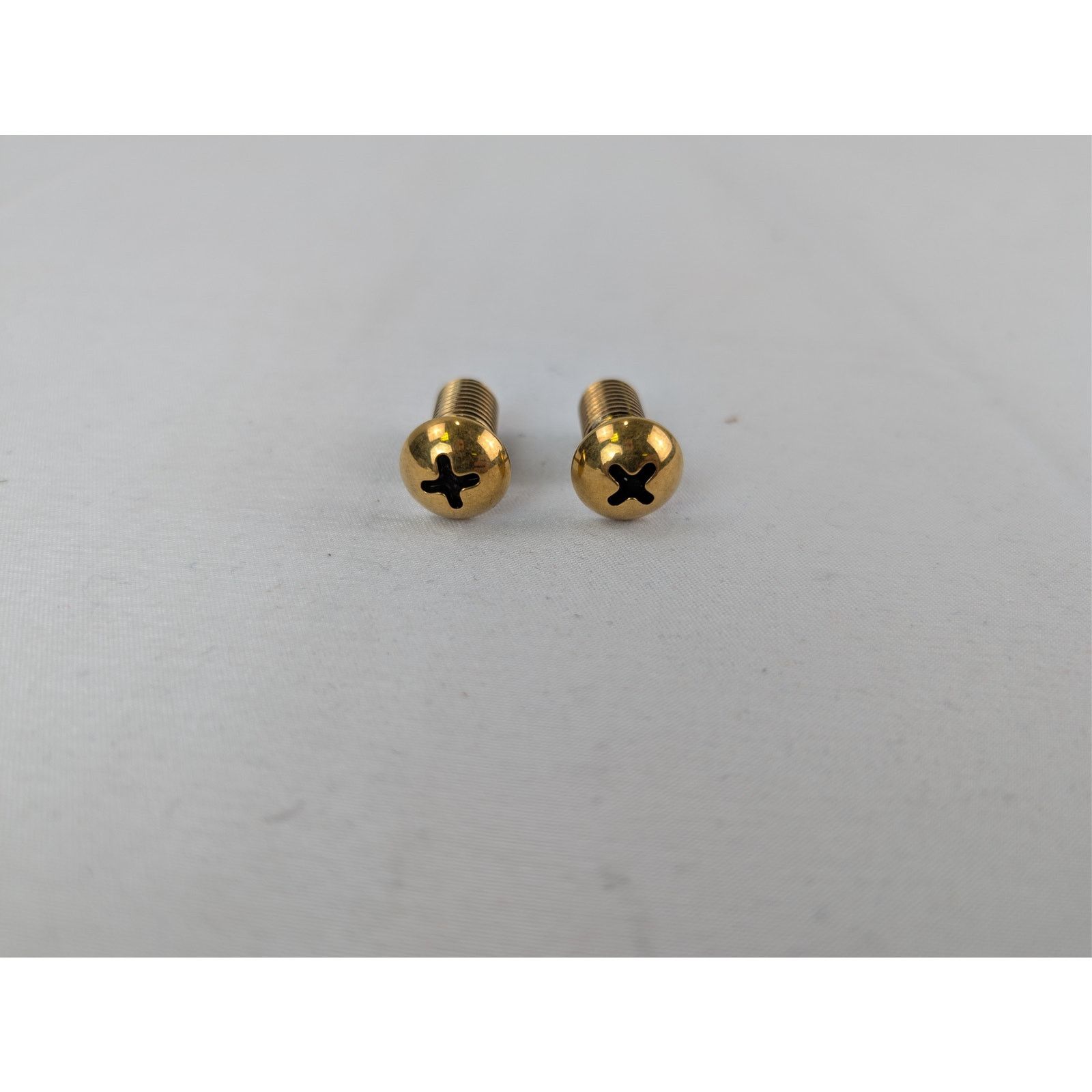 Balenciaga o1rshd1 Size: OS / Garage Screw Earrings Brass Antique Gold Size ONE SIZE - 2 Thumbnail