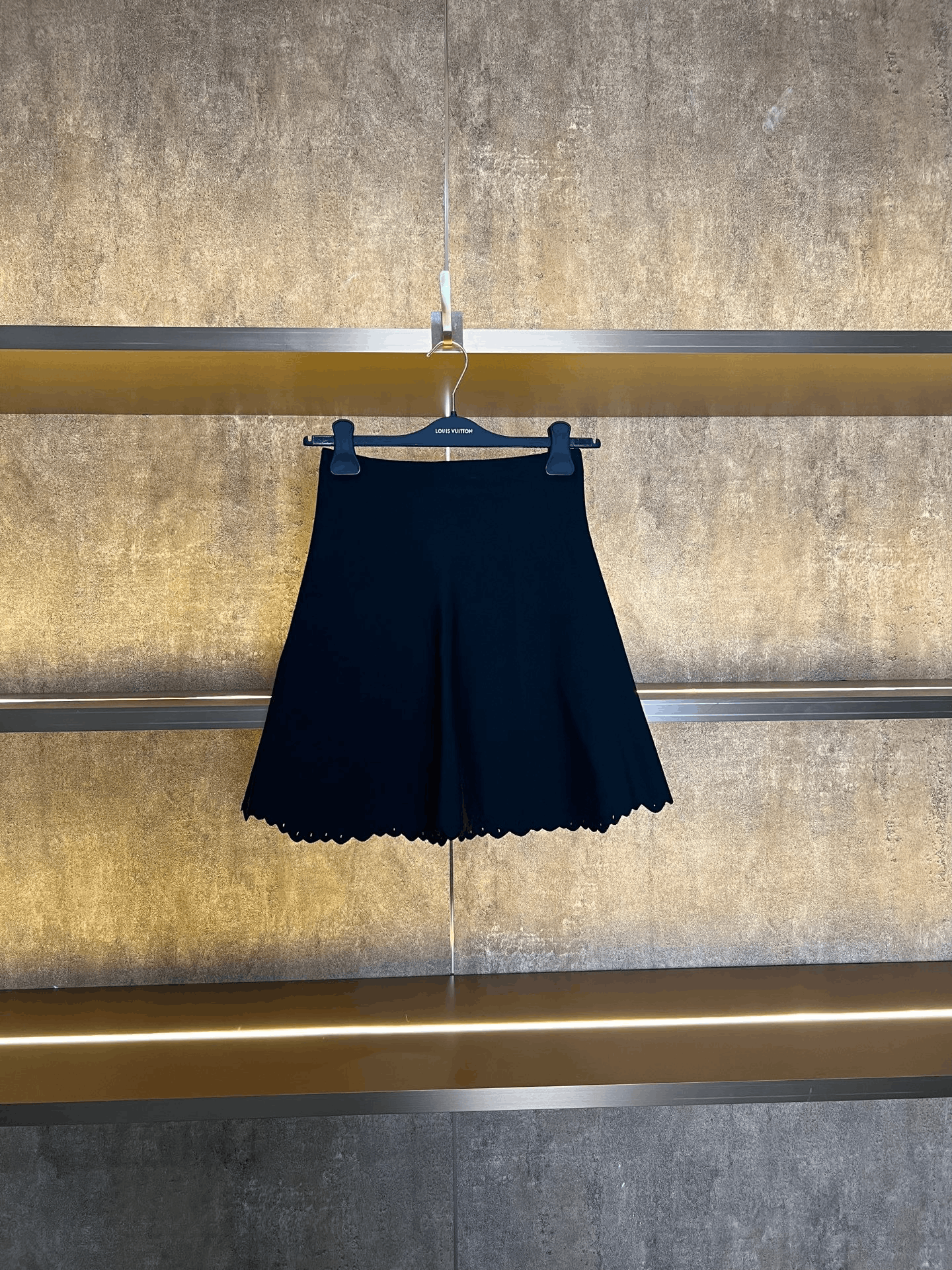 Louis Vuitton LV Knit Skirt Size 34" / US 12 / IT 48 - 1 Thumbnail