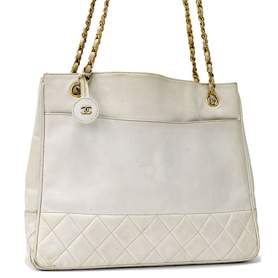 Chanel Chain Shoulder Tote Bag Matelasse Leather White Vintage