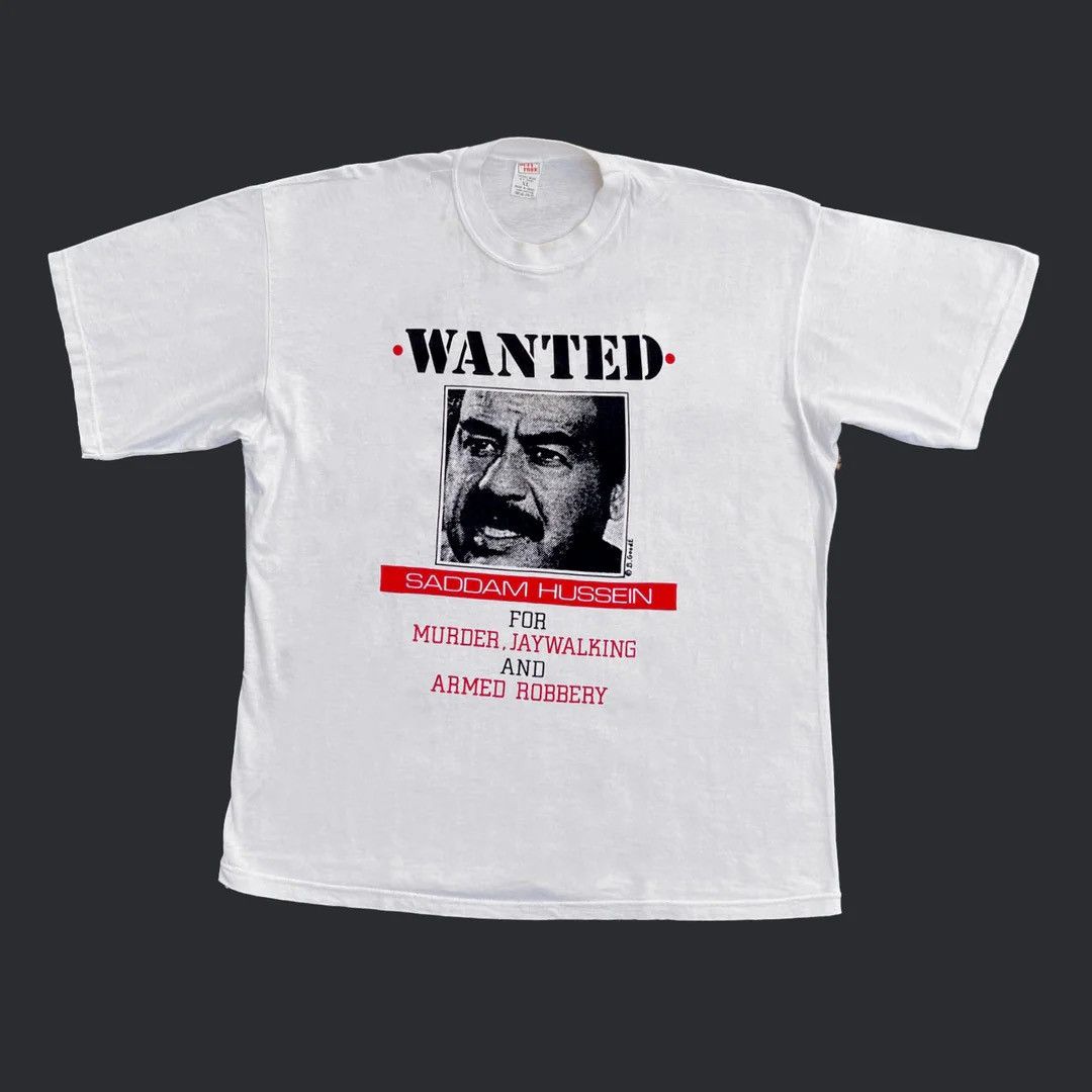 Vintage Saddam Hussein Wanted 1990 90s Vintage War Iraq T-Shirt Size US L / EU 52-54 / 3 - 1 Thumbnail