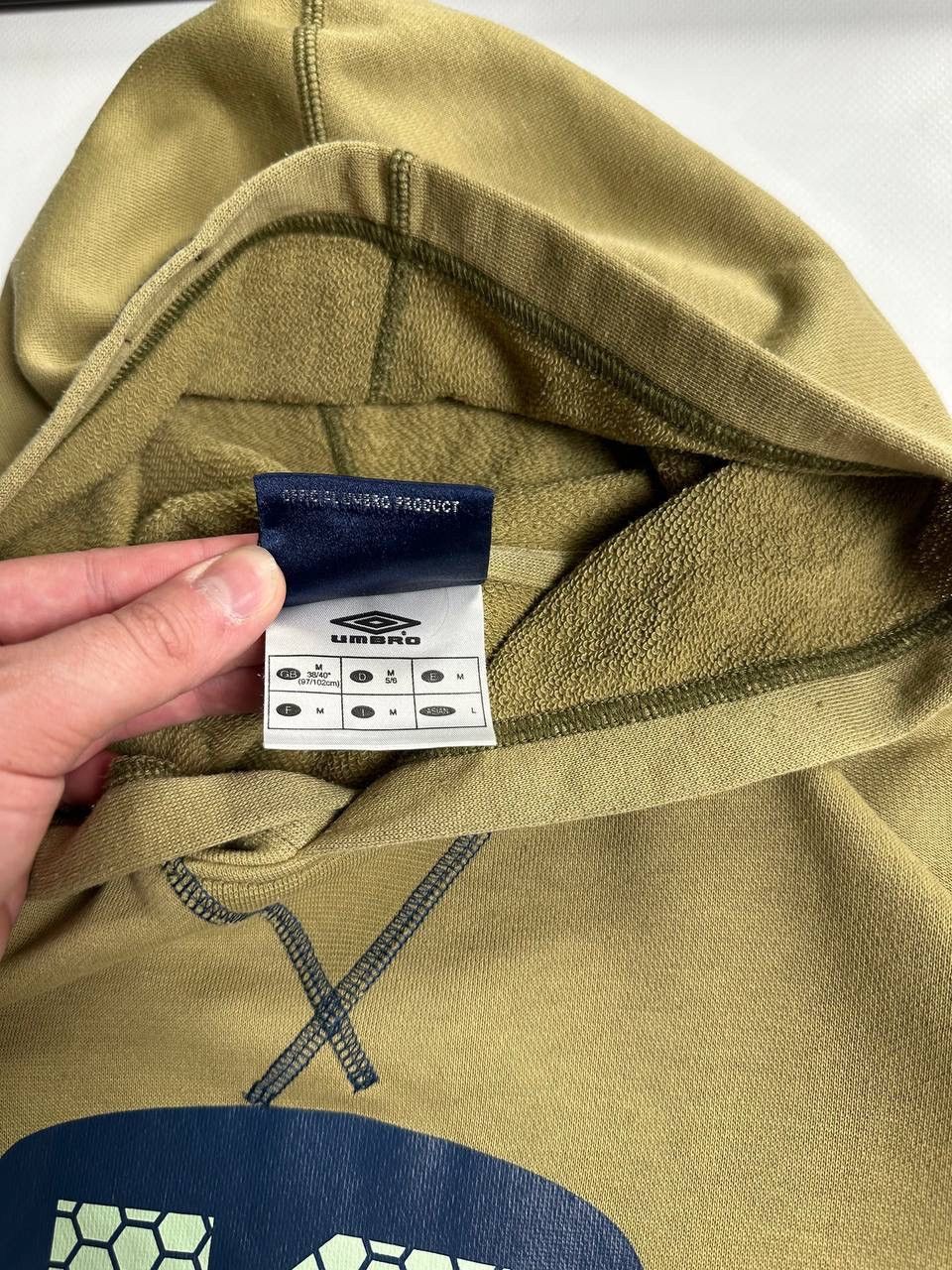 Umbro Vintage Umbro 00s Training Hoodie Football Jersey #10 Size US M / EU 48-50 / 2 - 6 Thumbnail