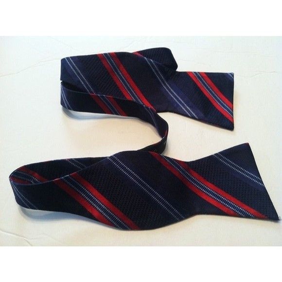 Daniel Cremieux DANIEL CREMIEUX NAVY STRIPED BOW TIE Size ONE SIZE - 4 Thumbnail