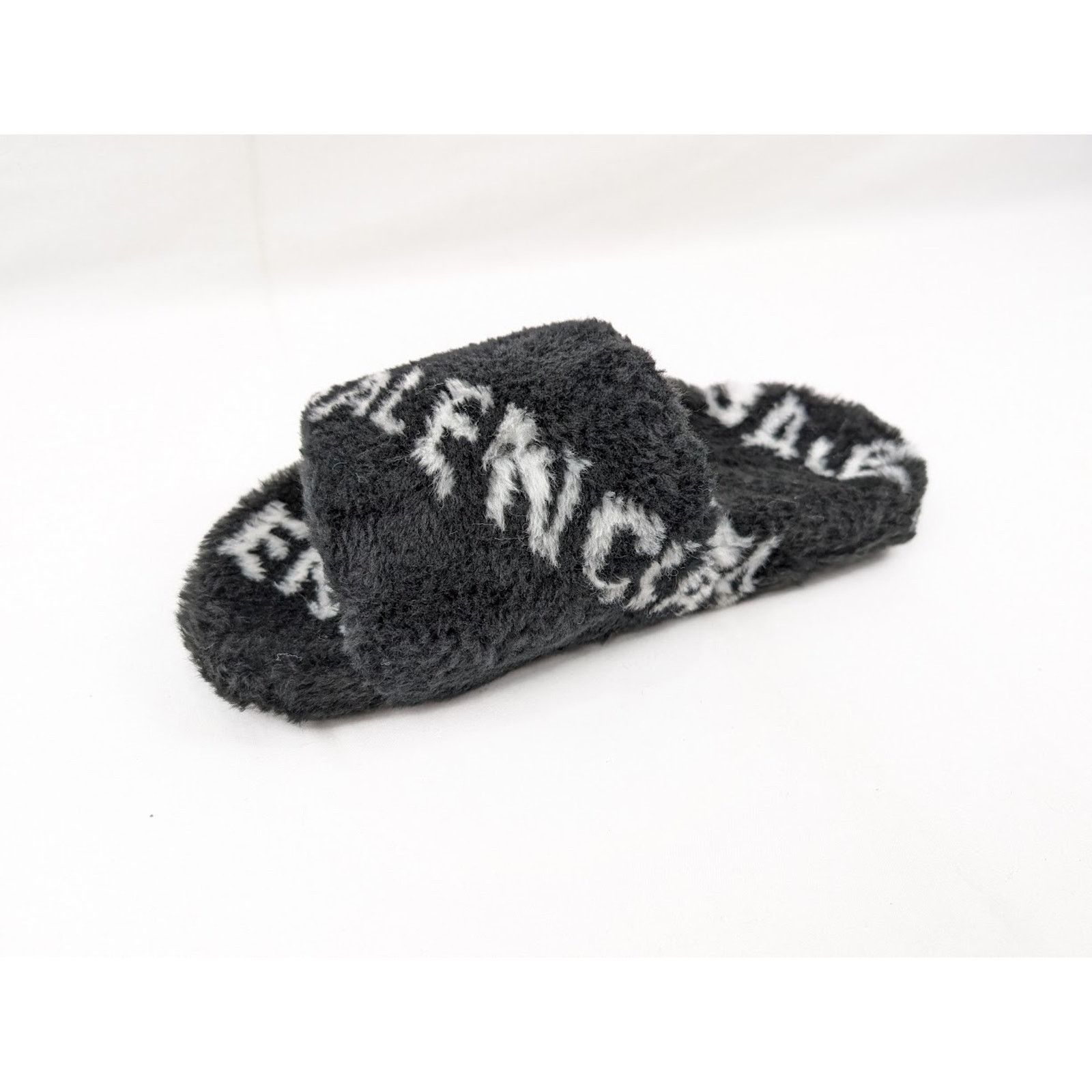 Balenciaga o1rshd1 Allover Logo Furry Slide in Black/White Size US 7 / EU 40 - 8 Thumbnail