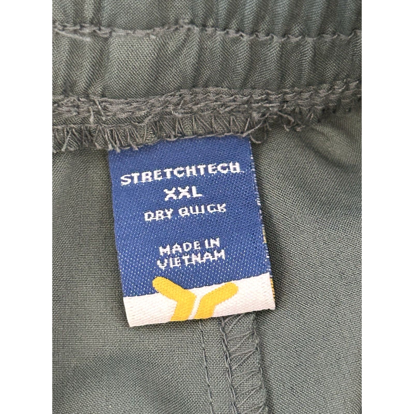 Old Navy NWT Old Navy Active Shorts Green 5” Inseam Dry Quick size 2XL Mens Athletic Shorts Size US 39 - 6 Thumbnail