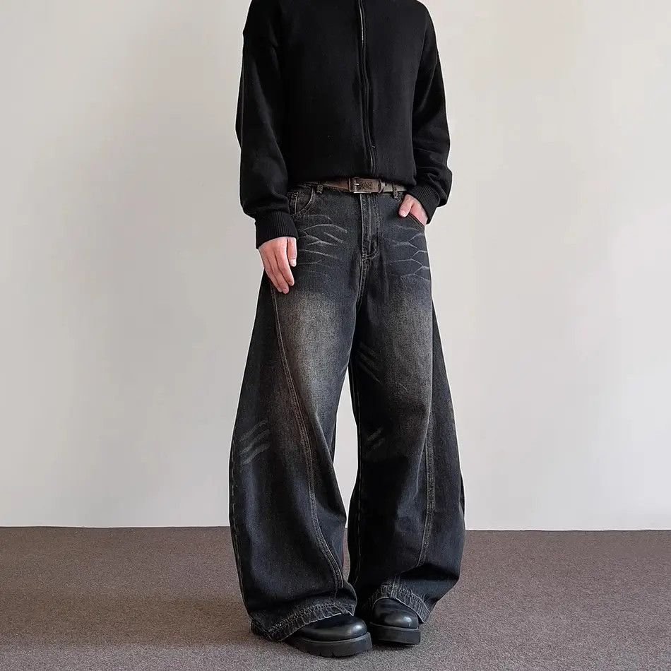 Japanese Brand Retro loose straight leg spliced cat whisker jeans Size US 32 / EU 48 - 1 Thumbnail