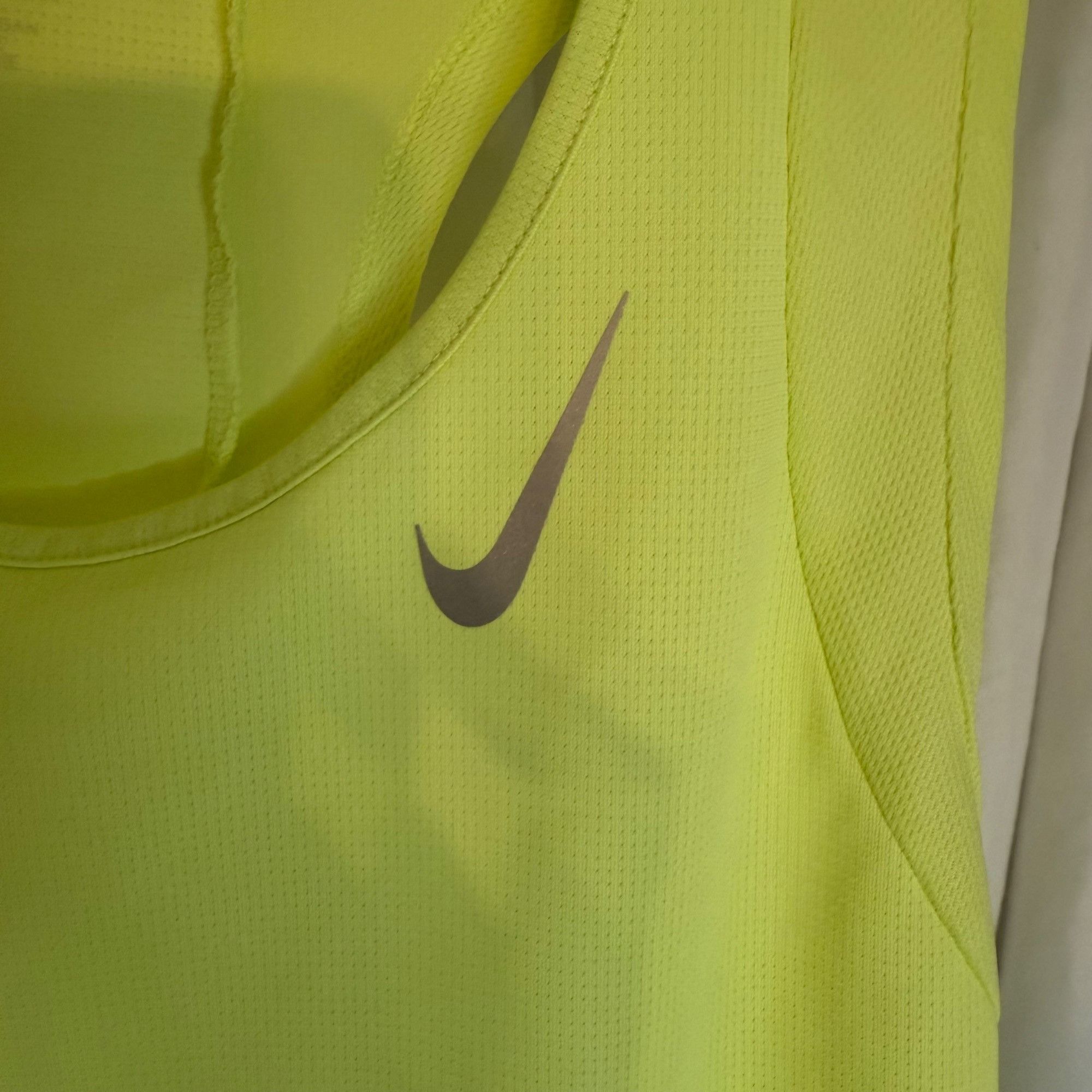 Nike Nike Dri-Fit Neon Yellow Crop Racerback Tank Top Womens L Size L / US 10 / IT 46 - 5 Thumbnail