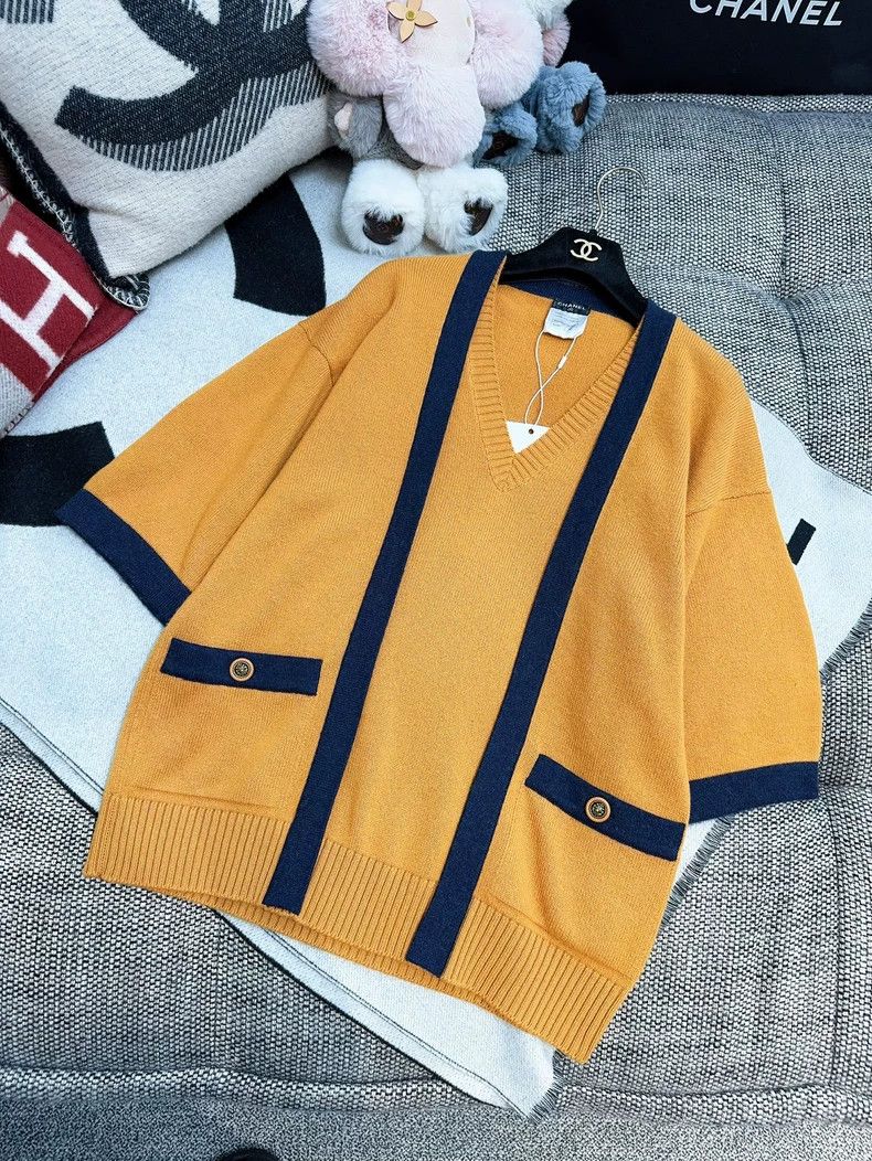 Chanel Chanel 14B ginger and dark blue v-neck knitted sweater Size XS / US 0-2 / IT 36-38 - 3 Thumbnail