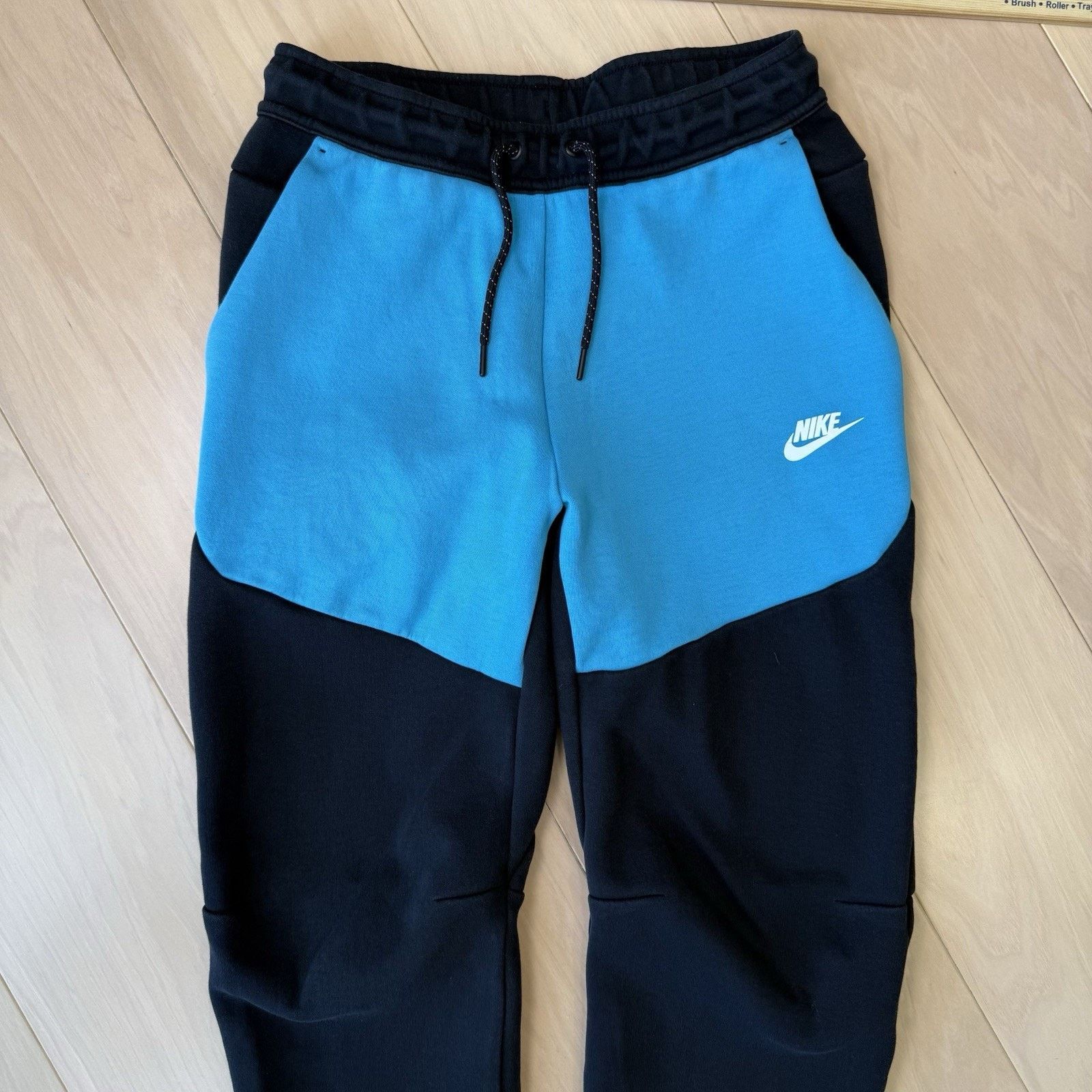 Nike Nike Tech Fleece Joggers Small Black Blue Sweatpants Size US 27 - 3 Thumbnail