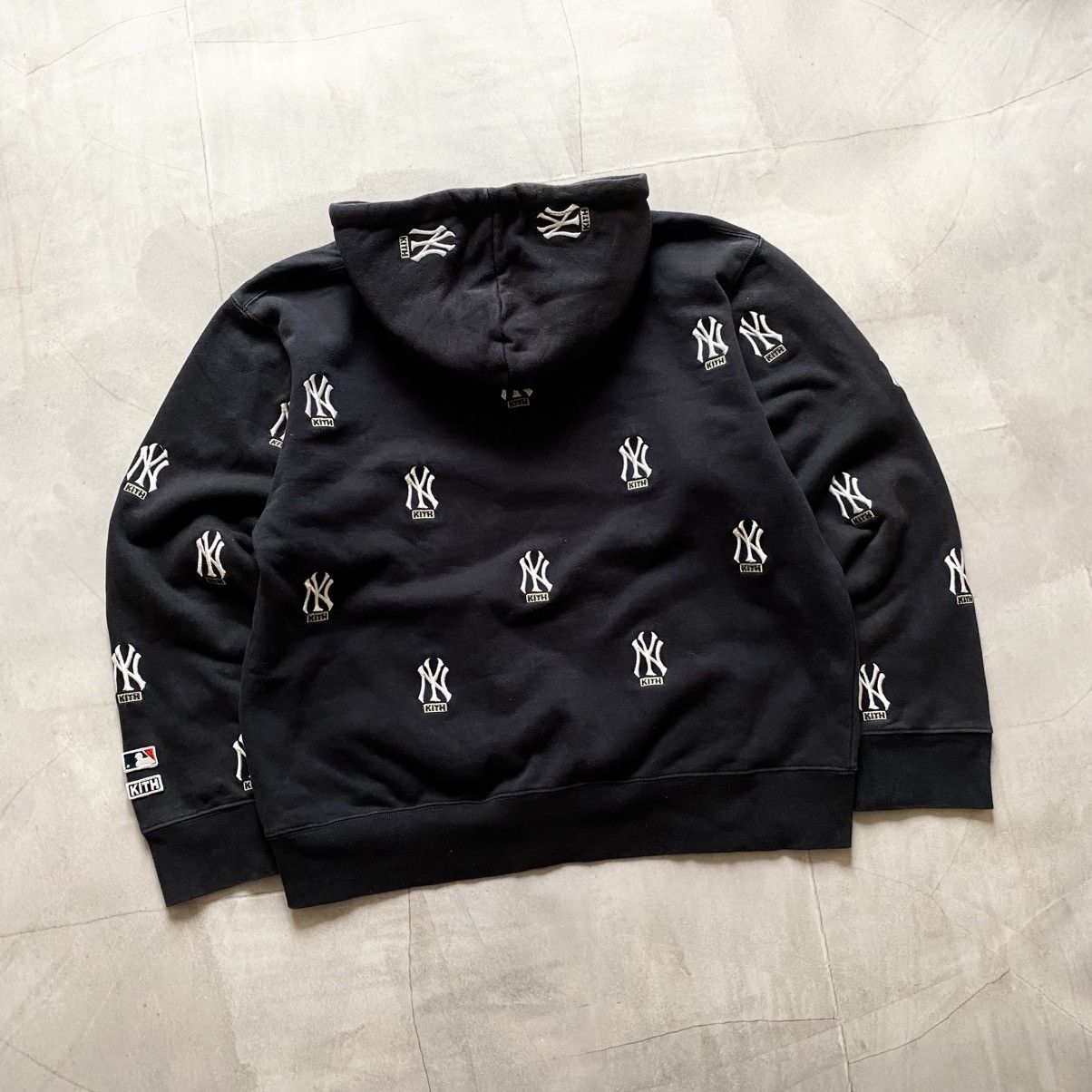 Kith Kith x MLB New York Yankees Monogram Faded Navy Hoodie Size US XL / EU 56 / 4 - 5 Thumbnail