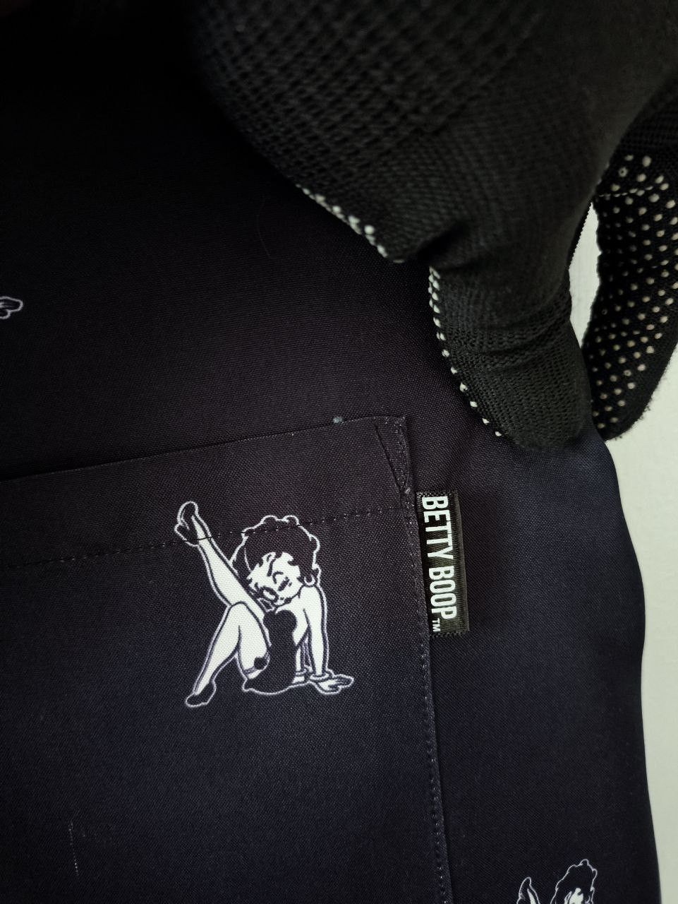 American Apparel BETTY BOOP Fullprint Open Collar Shirts Size US L / EU 52-54 / 3 - 5 Thumbnail