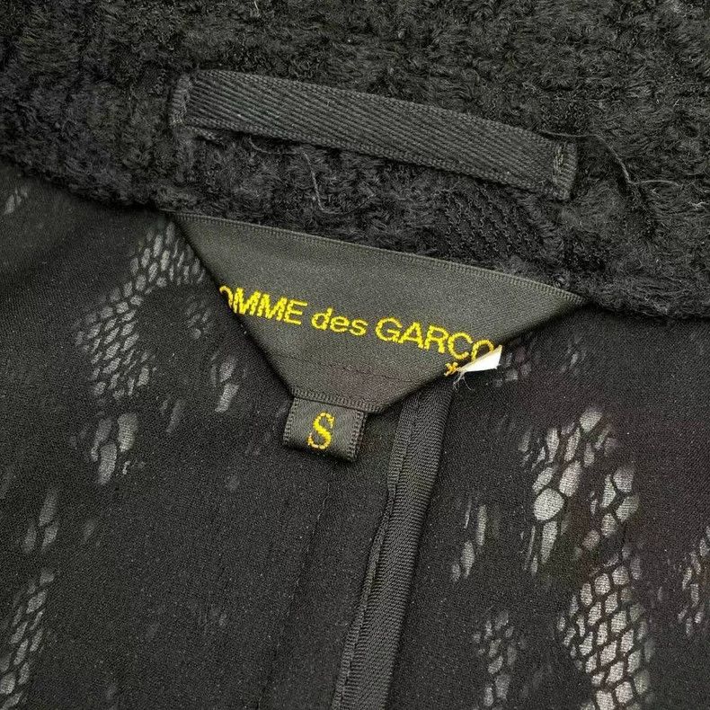 Comme des Garcons Comme des Garcons Lace flower long coat Size S / US 4 / IT 40 - 8 Thumbnail