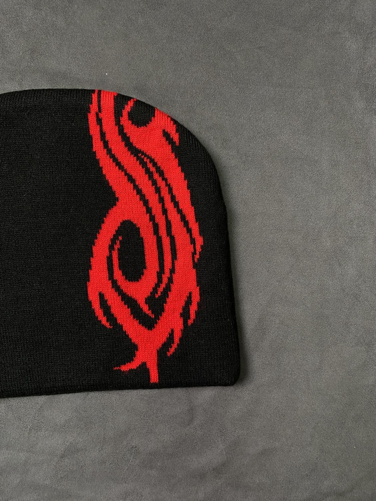 Hypebeast Pleasures Slipknot S No Cuff Knit Skull Cap Black Beanie OS Size ONE SIZE - 2 Thumbnail