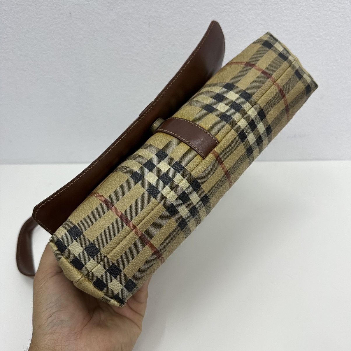 Burberry ‼️YES‼️ AUTHENTIC BURBERRY NOVA CHECK SHOULDER HANDBAG Size ONE SIZE - 7 Thumbnail