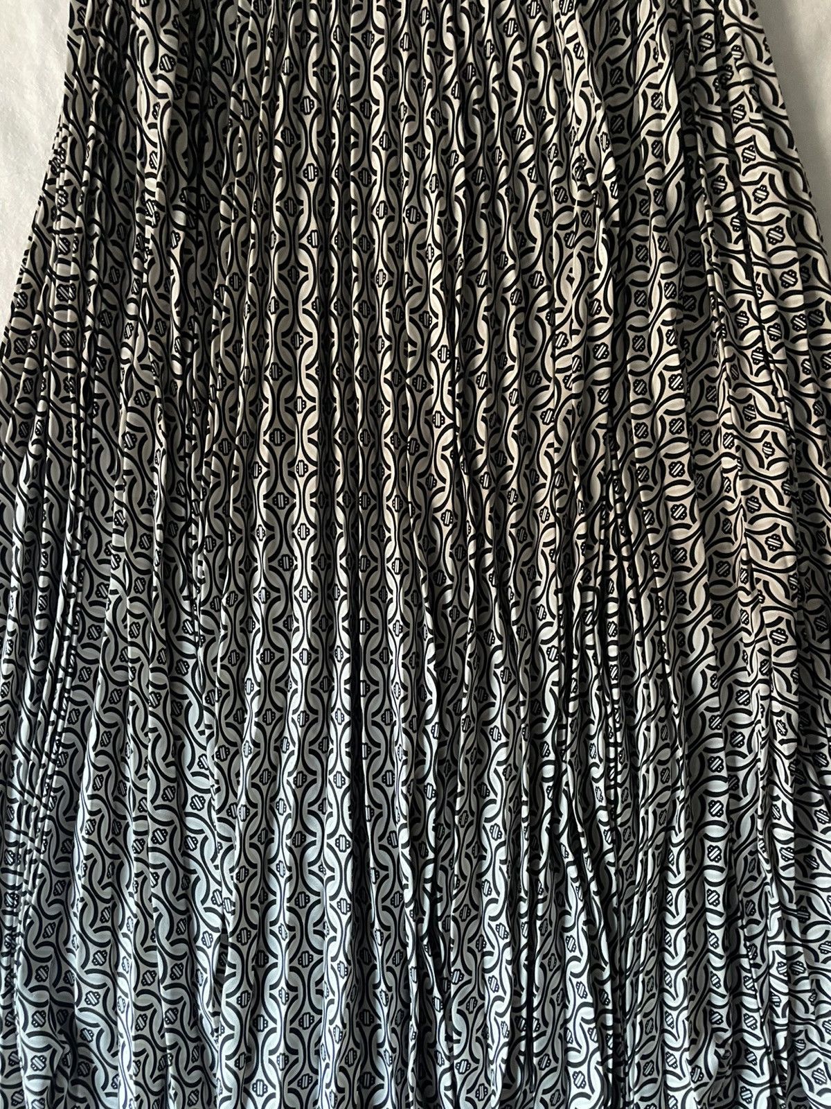 Maje Maje Maxi Pleated Skirt Size 25" / US 0 / IT 36 - 2 Thumbnail