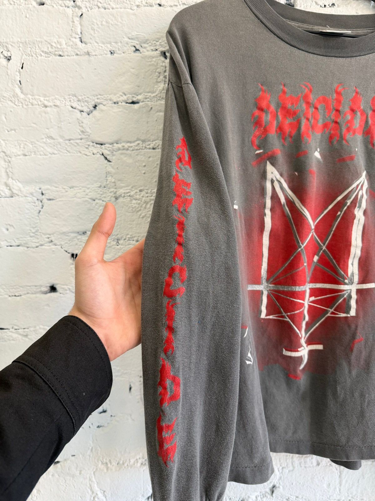 Vintage 1992 DEICIDE ‘LEGION TOUR’ L/S TEE Size US L / EU 52-54 / 3 - 2 Thumbnail