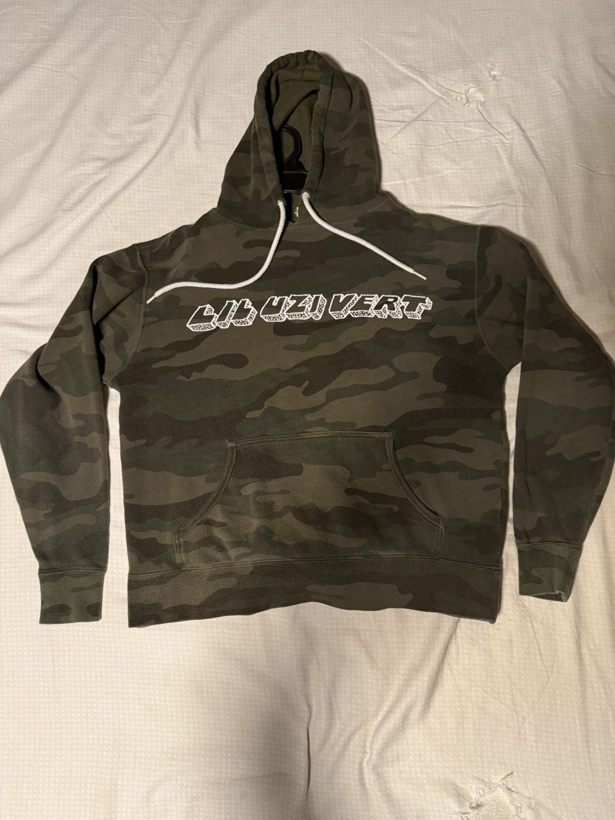 Lil Uzi Vert Lil Uzi Vert Bat Camo Hoodie Size US S / EU 44-46 / 1 - 1 Thumbnail