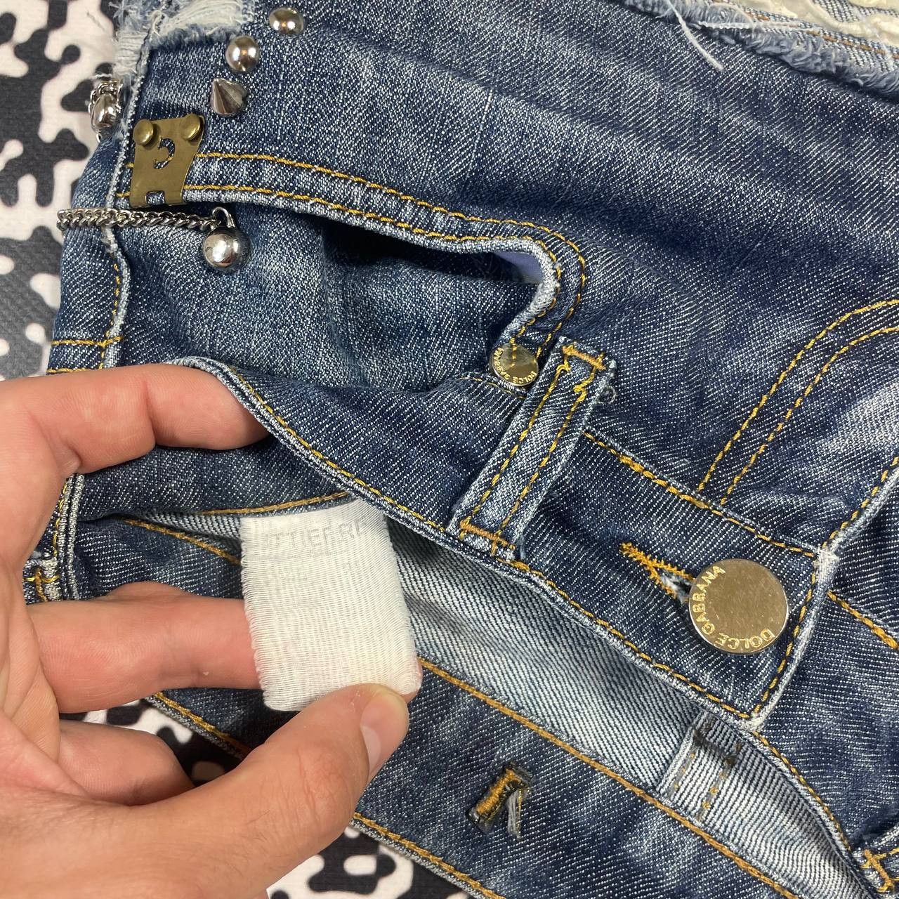 Dolce & Gabbana Vintage Y2K Dolce Gabbana Sexy Luxury Distressed Style Short Size 27" / US 4 / IT 40 - 18 Thumbnail