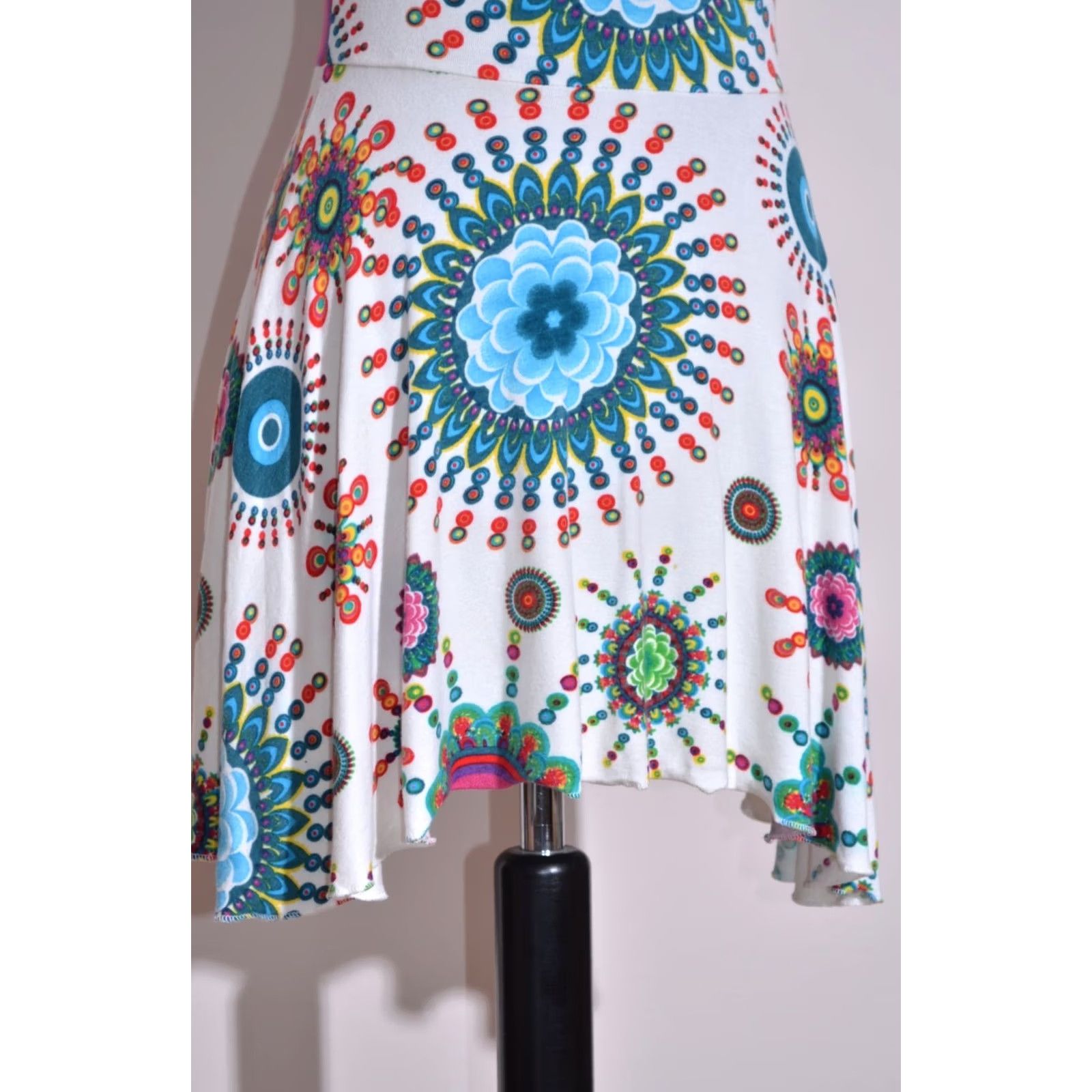 Desigual Desigual White Mini Dress Sleeveless Size 34 Womens Dress Casual Party/Cocktail Travel Spring Summer Size XXS / US 00 / IT 34 - 3 Thumbnail