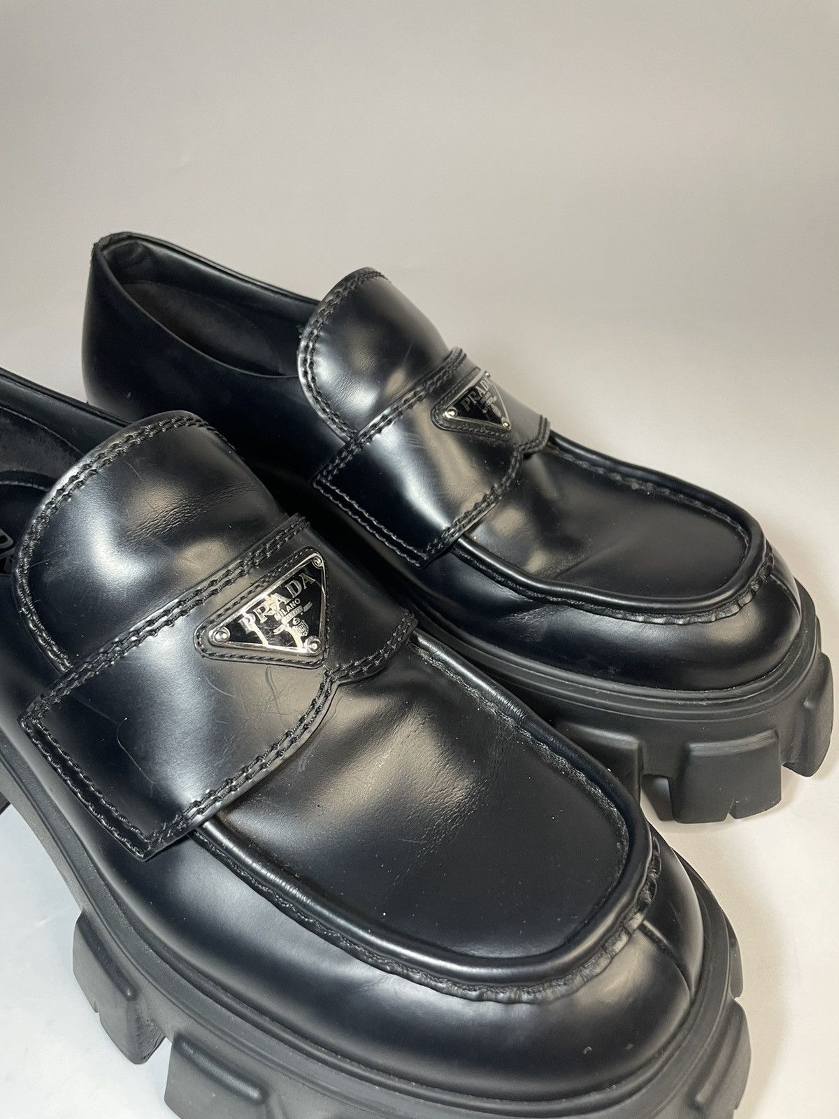 Prada Prada men FW 1999 squared toe loafers archive | Grailed