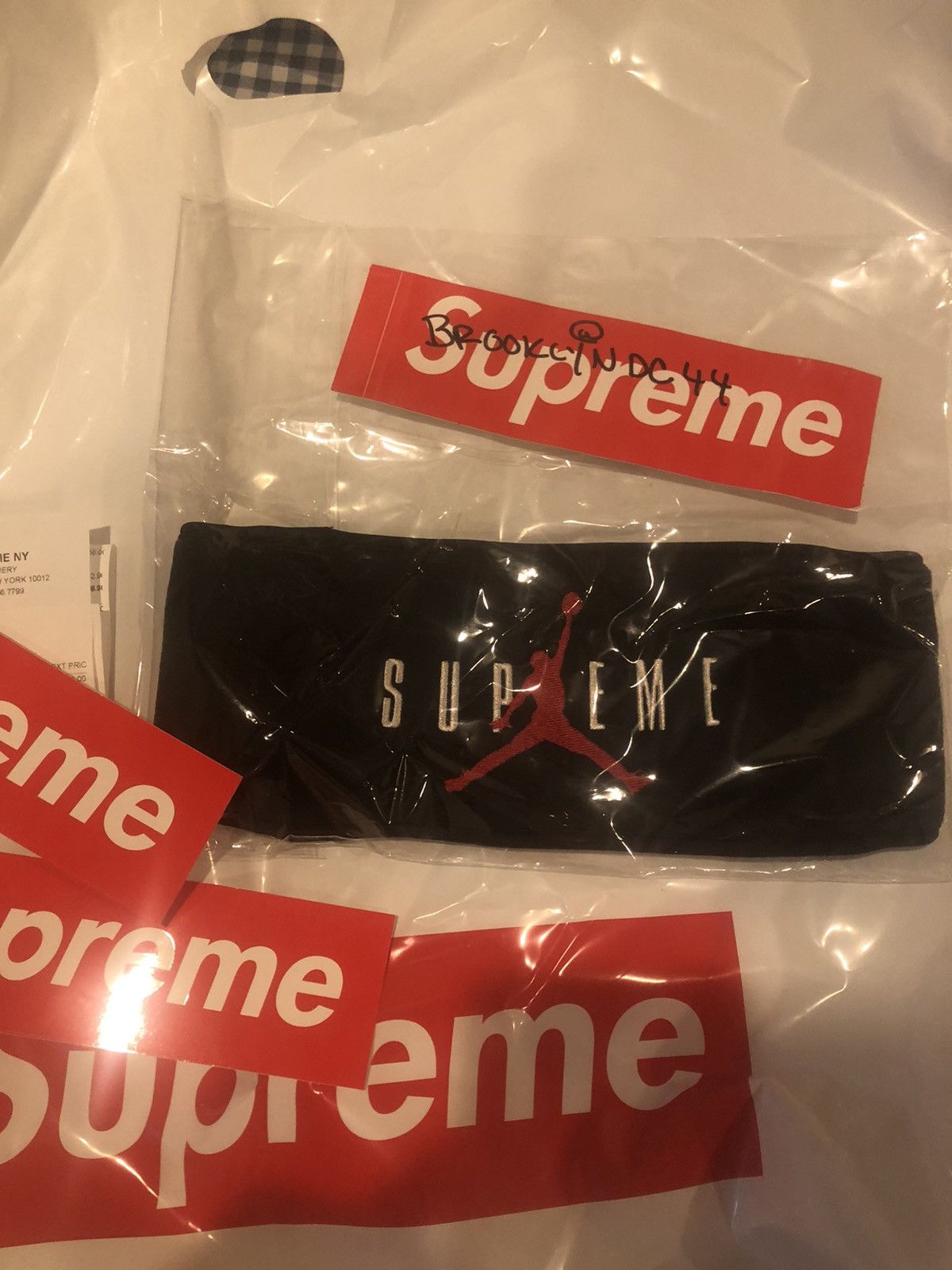 Jordan Brand × Supreme FW24 Supreme Jordan Headband Black In Hand Size ONE SIZE - 2 Thumbnail