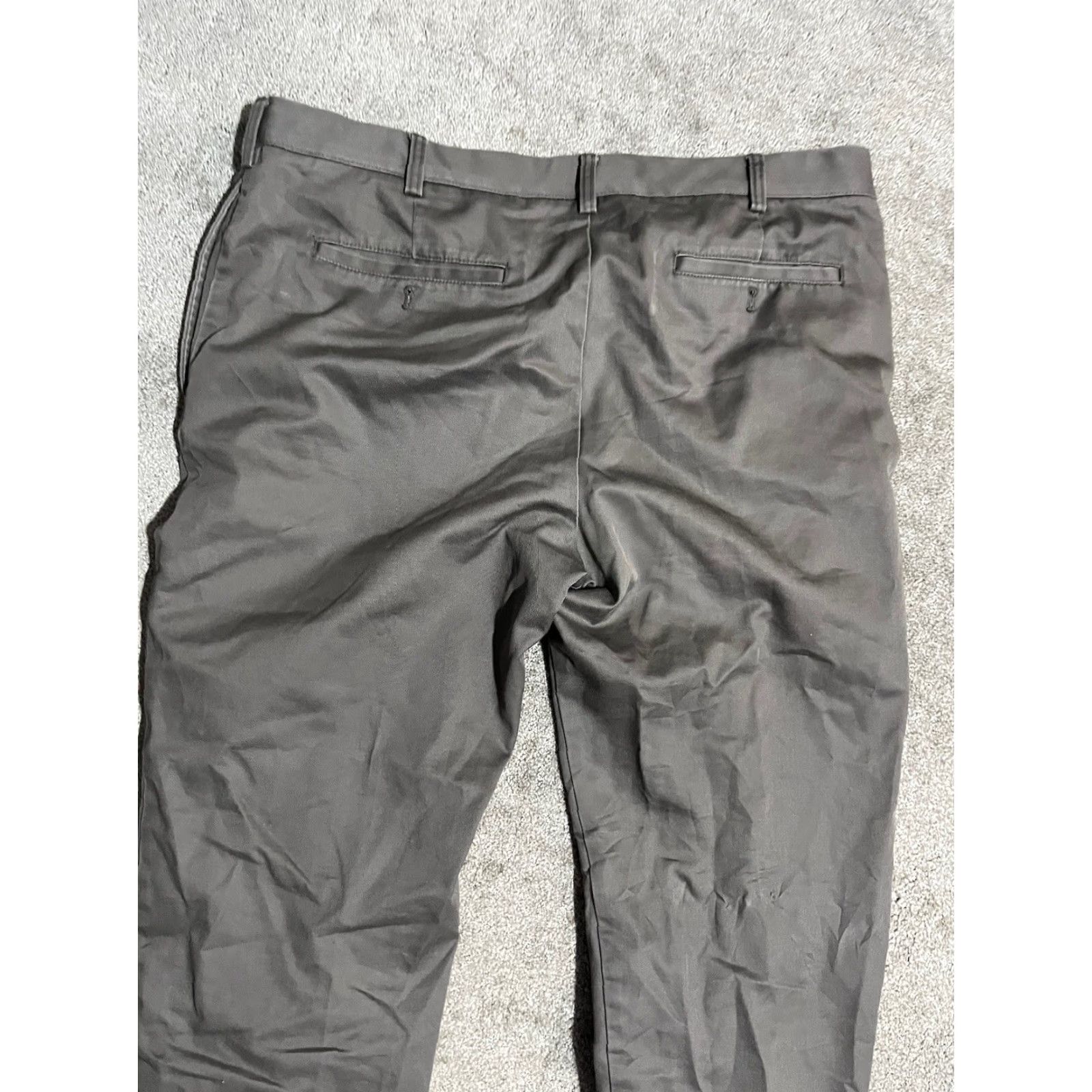 Van Heusen Van Heusen Classic Fit Pants Gray 40x29 Flat Front Men Size US 40 / EU 56 - 4 Thumbnail