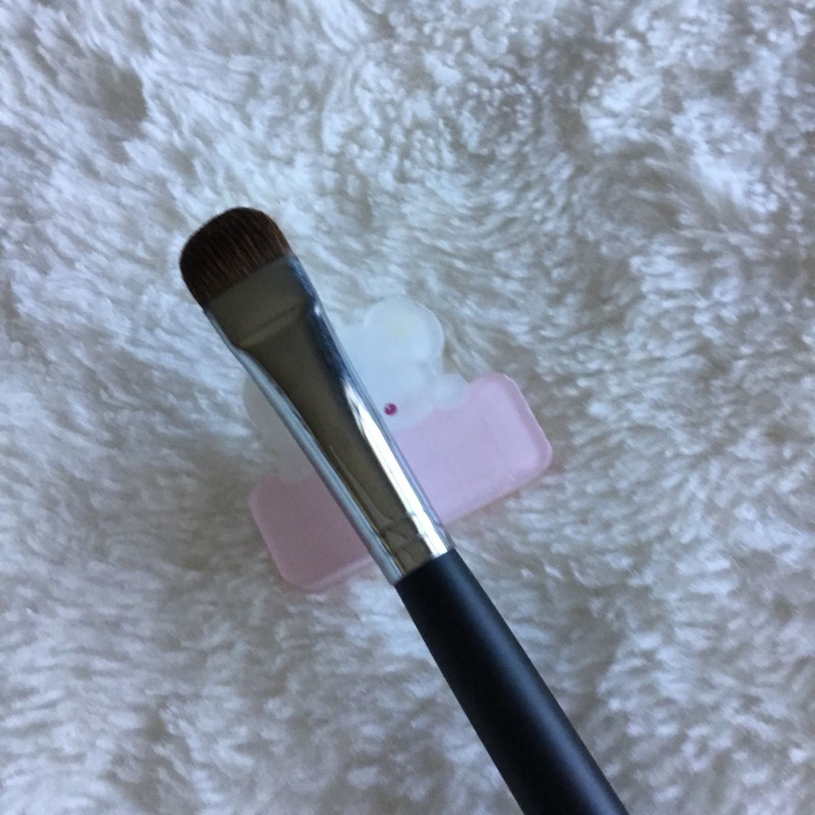 Other Mirabella Black Eyeshadow Blending Brush Size ONE SIZE - 2 Thumbnail