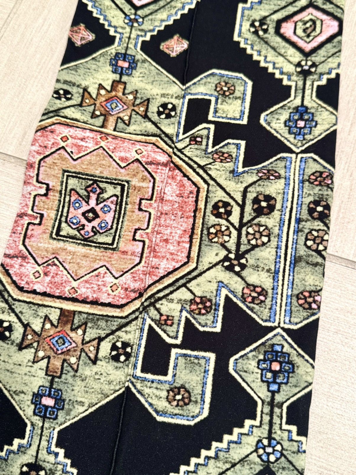 Givenchy × Riccardo Tisci riccardo tisci givenchy carpet print pants 36 fr women ss16 Size US XS / EU 42 / 0 - 11 Thumbnail