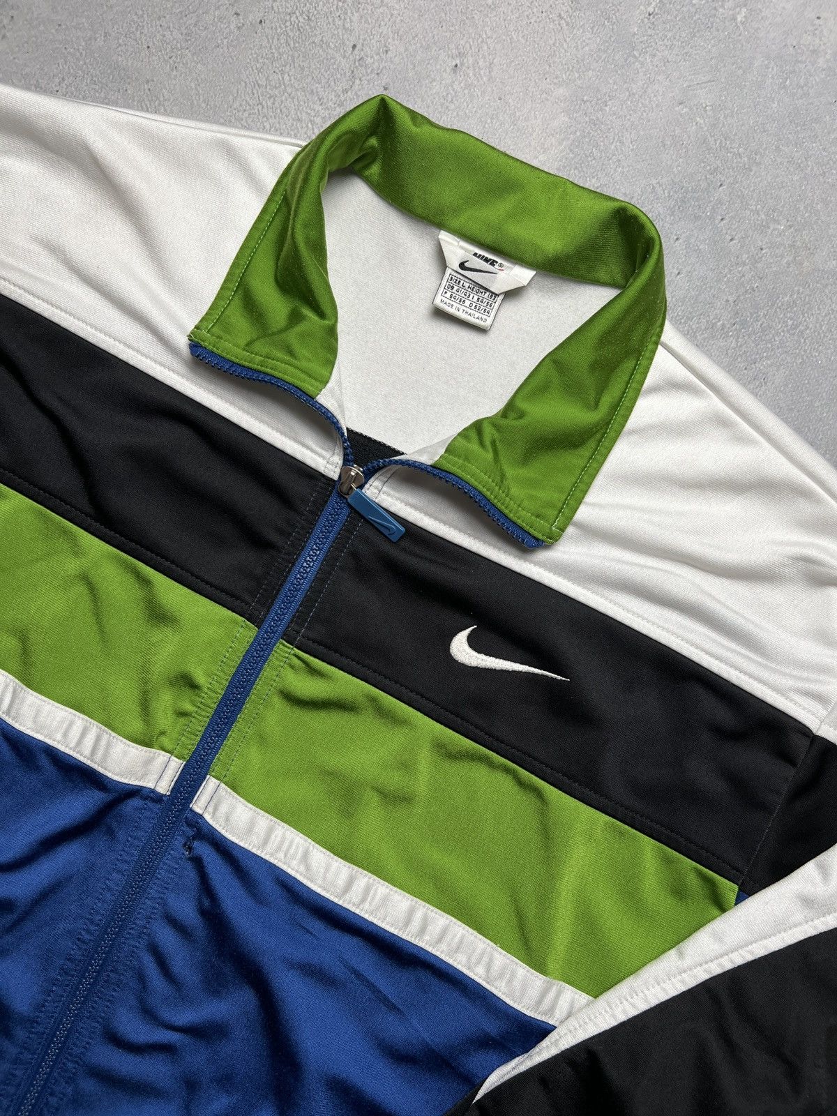 Nike 🇺🇸 Nike Vintage Zipper Jacket central swoosh logo y2k 90s Size US L / EU 52-54 / 3 - 8 Thumbnail