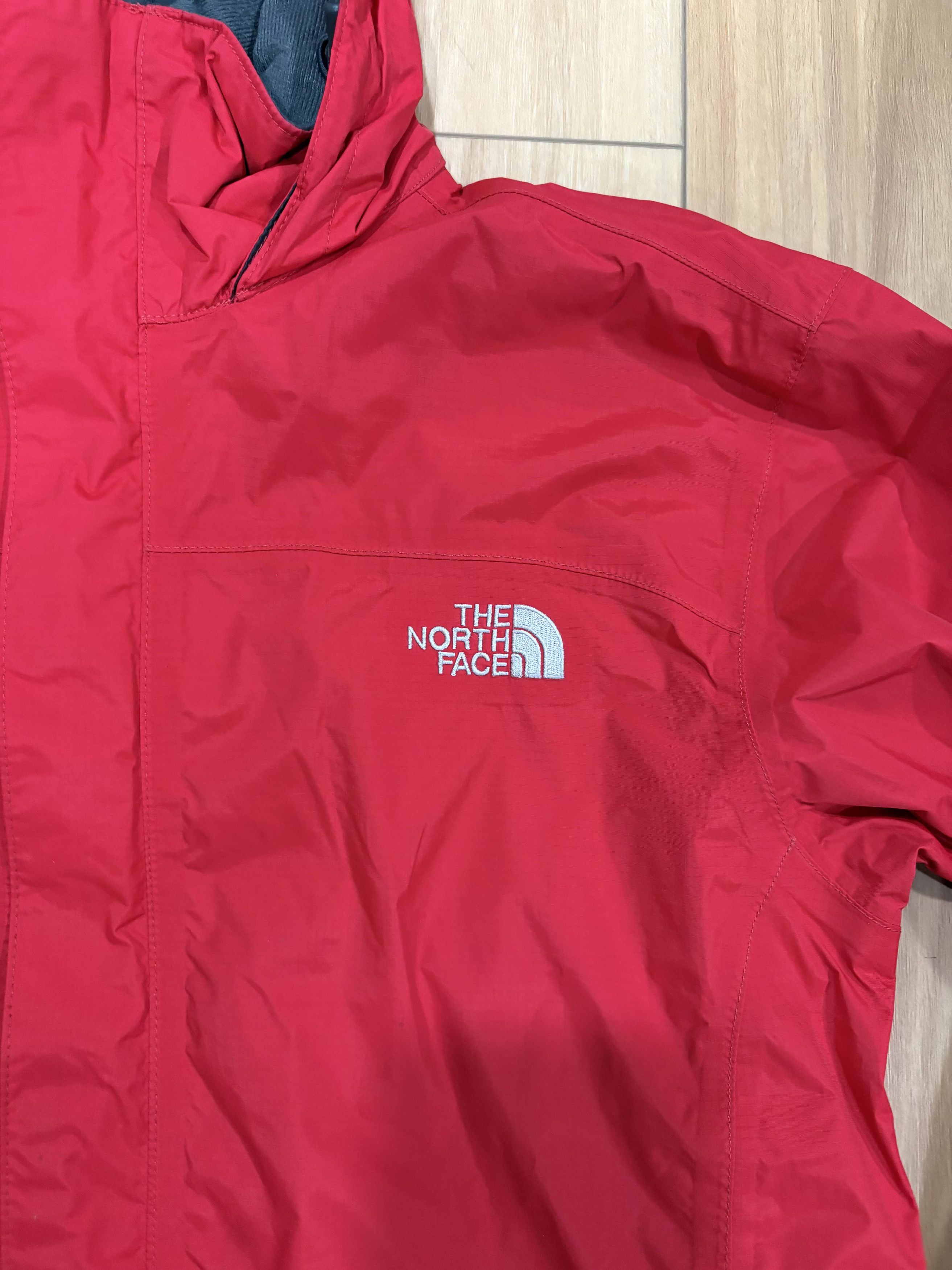 The North Face Classic Pre-2010s The North Face Hyvent Rain Jacket Red Size US S / EU 44-46 / 1 - 2 Thumbnail