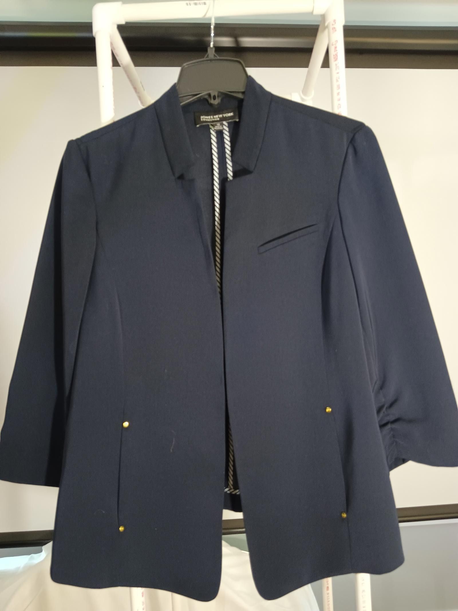 Jones New York Elegant Jones New York Blazer - Size 10 Size L / US 10 / IT 46 - 1 Thumbnail