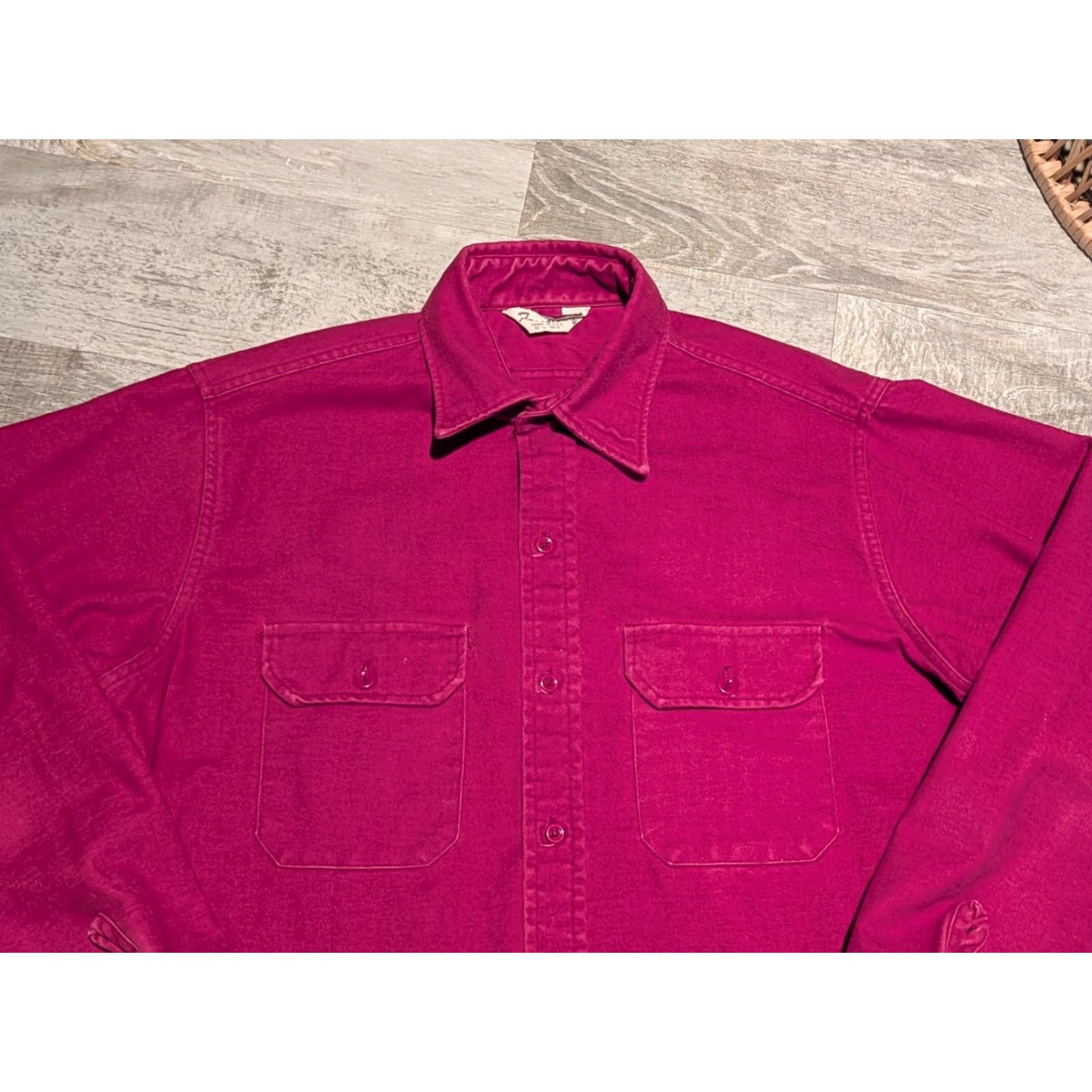 Vintage VINTAGE Frostproof Button-Up Shirt Mens Large Red Chamois Cotton 1970s 80s USA Made Size US L / EU 52-54 / 3 - 6 Thumbnail
