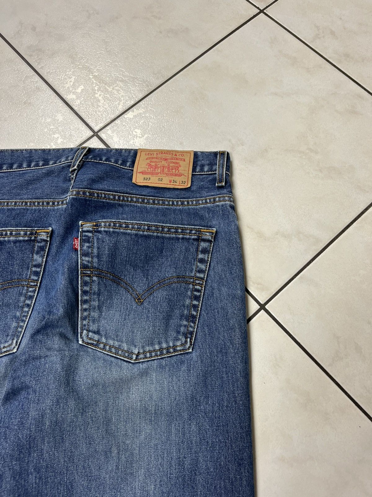 Levi's × Vintage Vintage Levi’s 523 dark washed distressed denim jeans pants Size US 34 / EU 50 - 18 Thumbnail