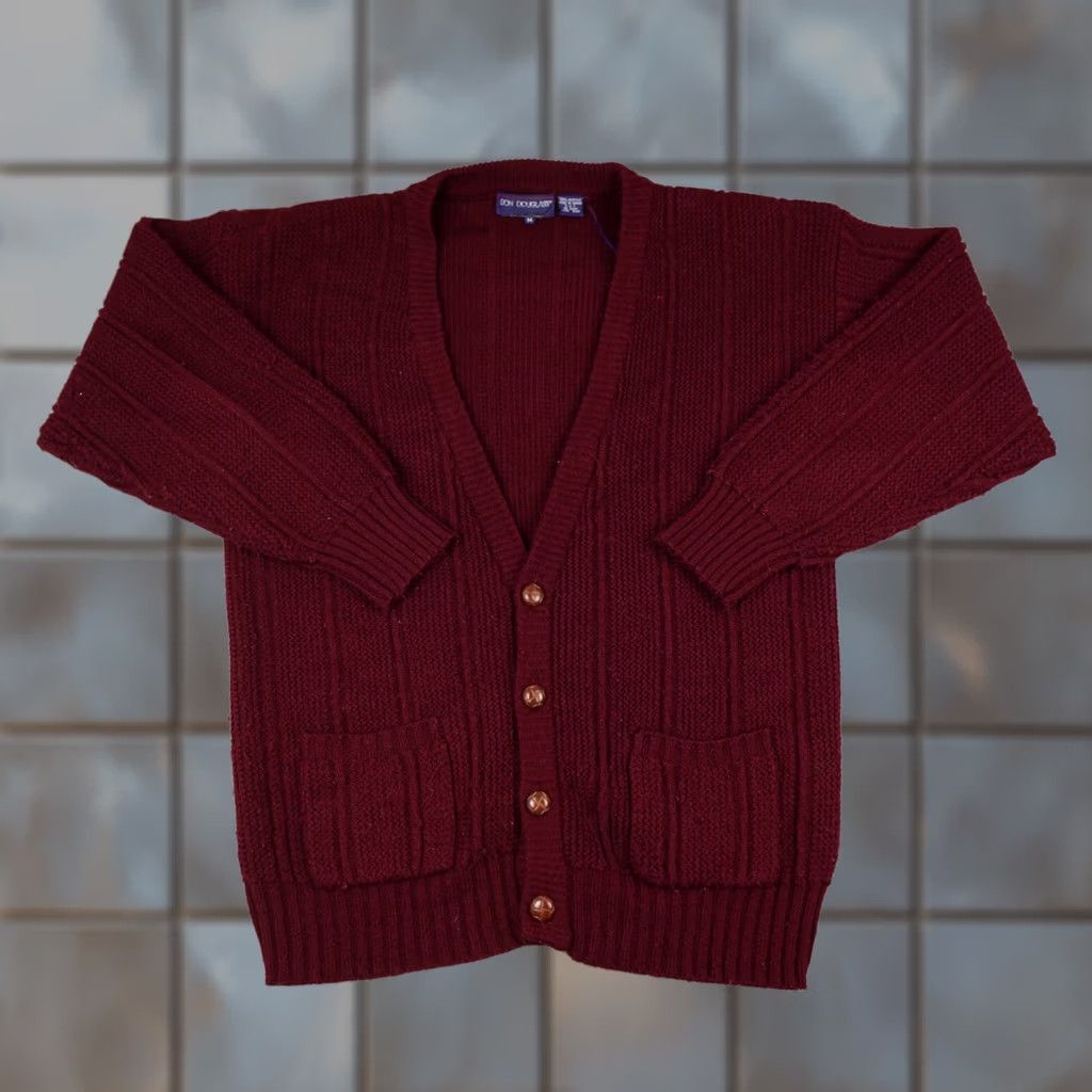 Vintage VINTAGE Don Douglass Cardigan Sweater Men M Red V-Neck Button Size US M / EU 48-50 / 2 - 1 Thumbnail