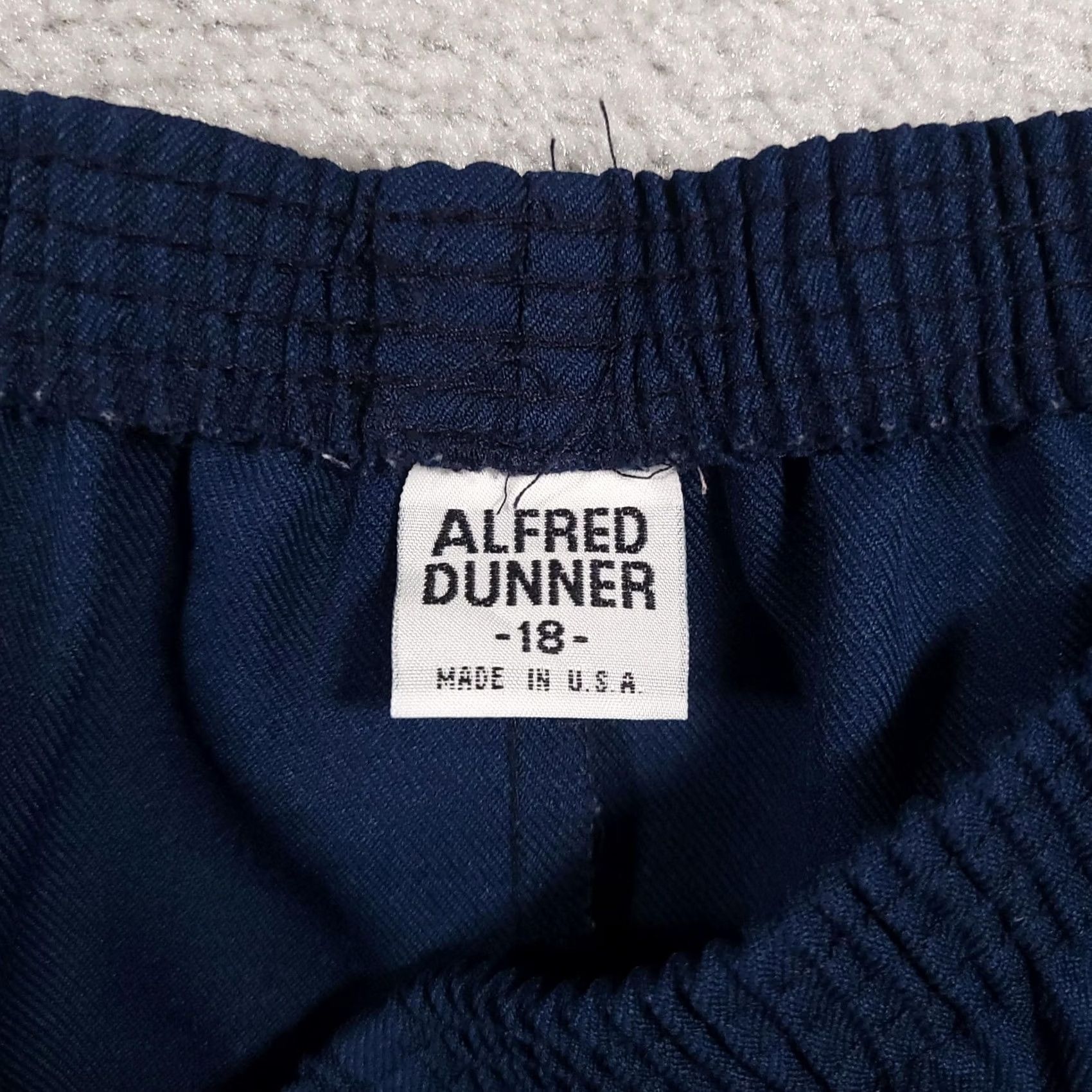 Vintage VINTAGE Alfred Dunner Pants Womens 18 Navy Blue Pull On Elastic Waist Classic USA Made Dress Pants Womens 18 Navy Blue Size 40" / US 18 - 5 Thumbnail