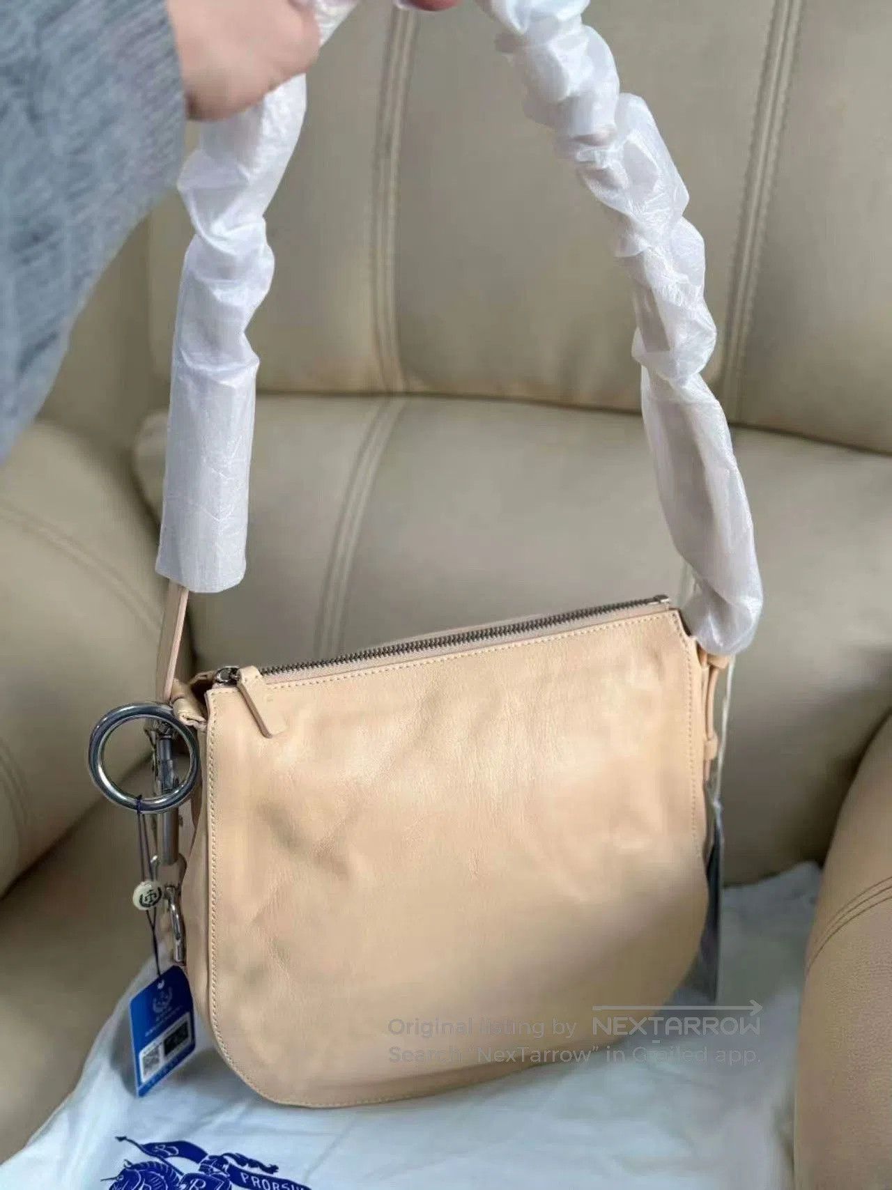 Burberry Burberry New Knight Horse Bag Small. Size ONE SIZE - 4 Thumbnail