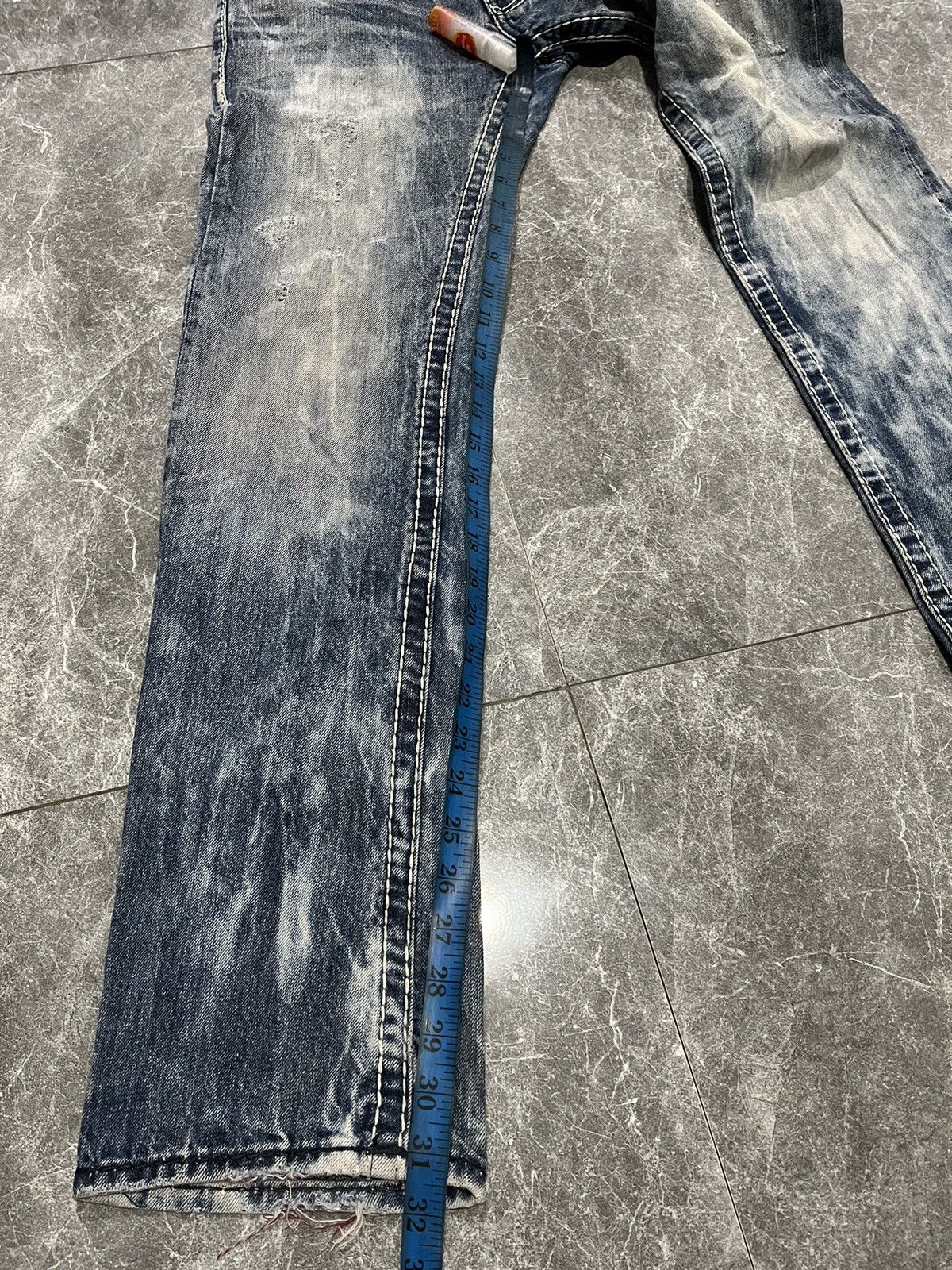 If Six Was Nine × Le Grande Bleu (L.G.B.) Buckaroo Distressed Jeans Size US 31 - 12 Thumbnail