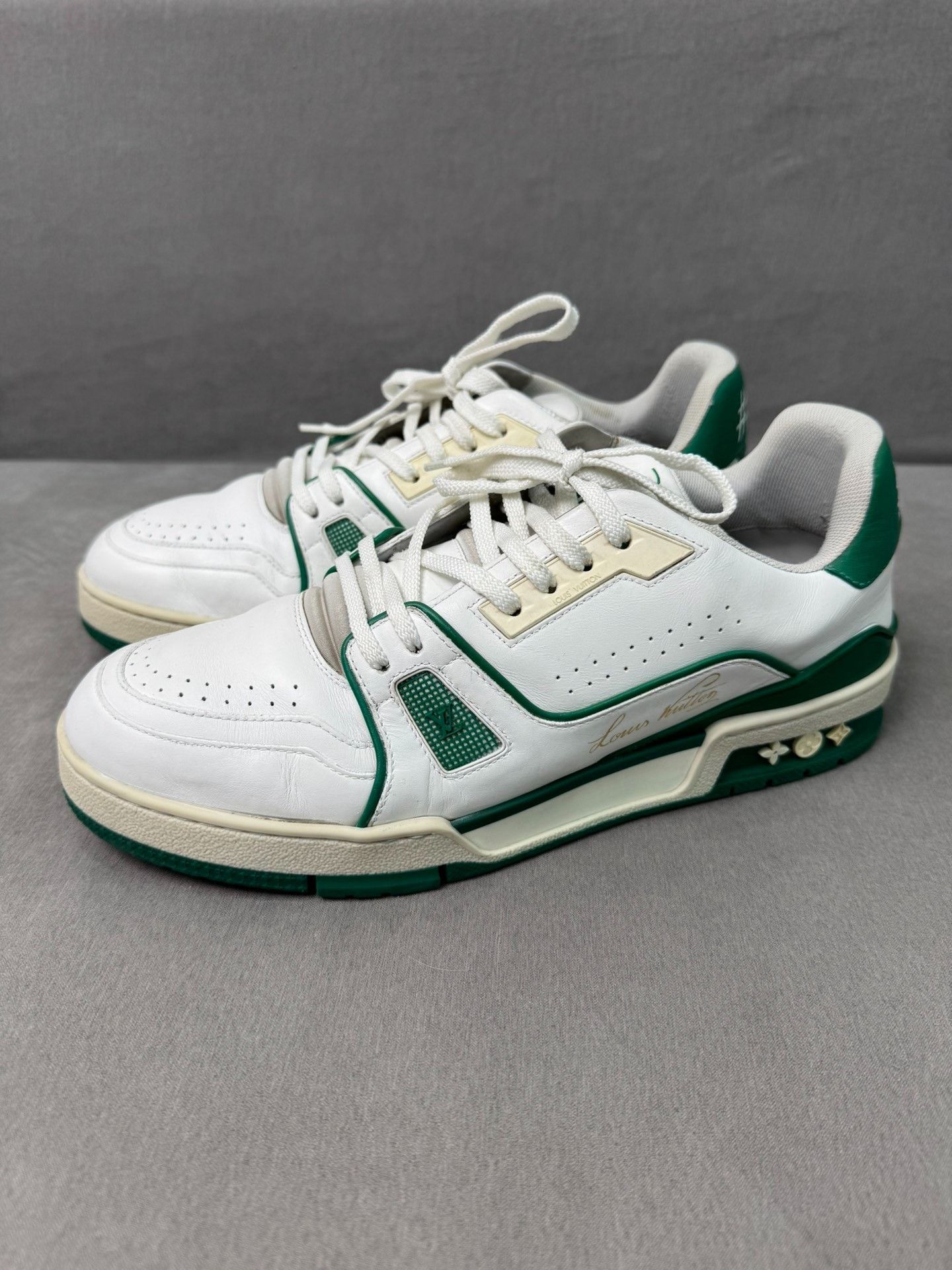 Louis Vuitton Louis Vuitton Trainer White Green Size US 8 / EU 41 - 1 Thumbnail