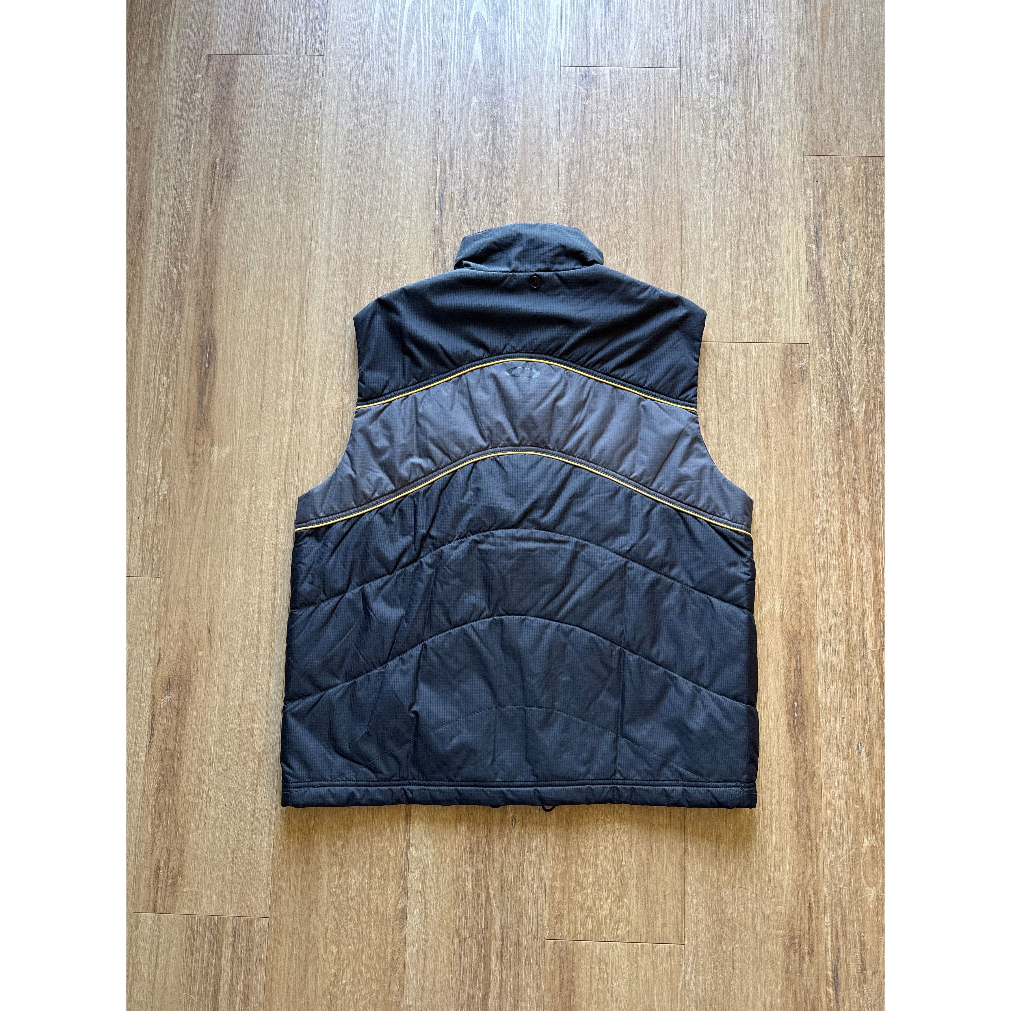 Other Oakley Software Nylon Vest Size US XL / EU 56 / 4 - 5 Thumbnail