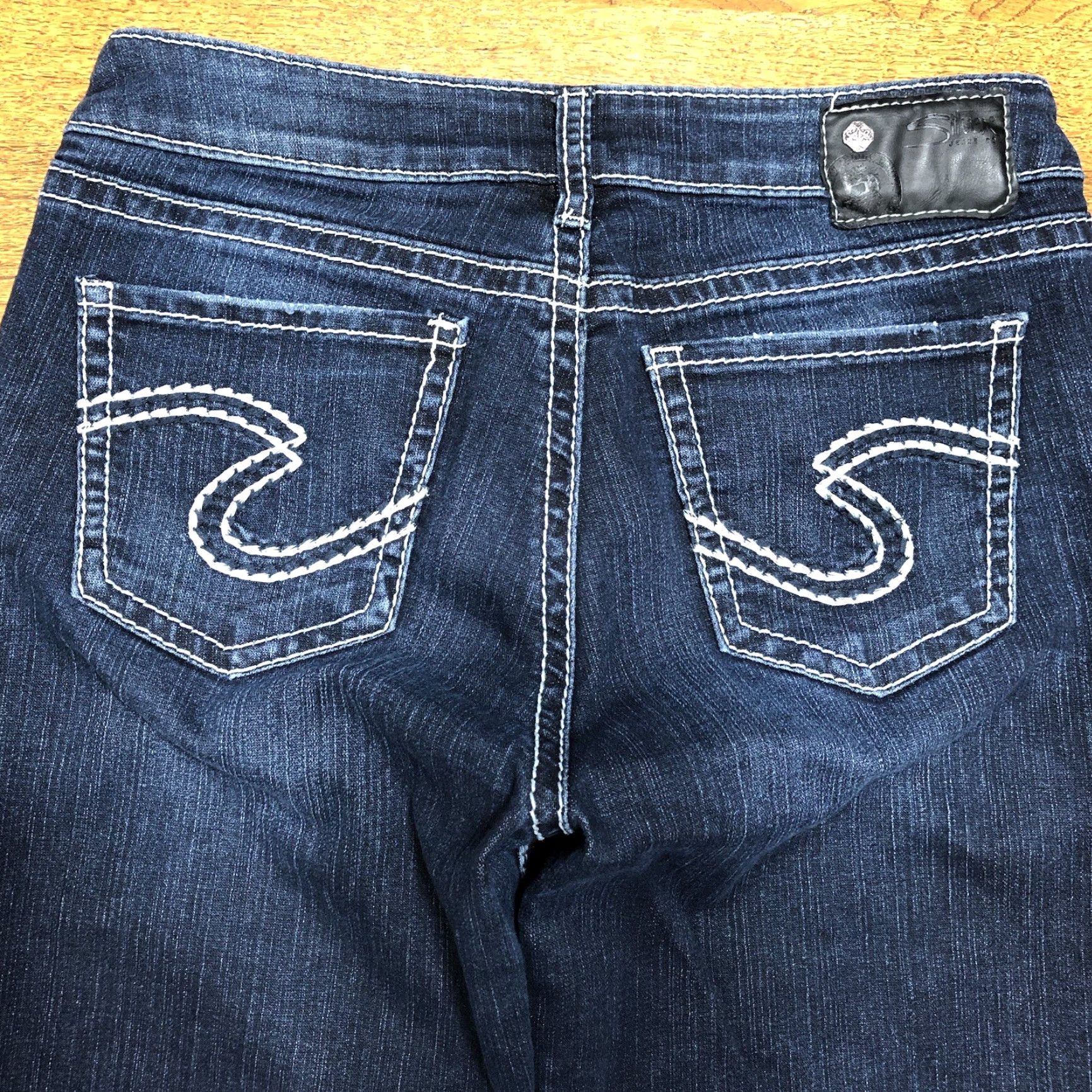 Vintage VINTAGE Silver Suki High Slim Boot Cut Dark Wash Denim Jeans Womens 29 X 32 Jeans Women Slim Bootcut Dark Wash Blue Embroidered Logo 5-Pocket Stretch Size 29" - 3 Thumbnail
