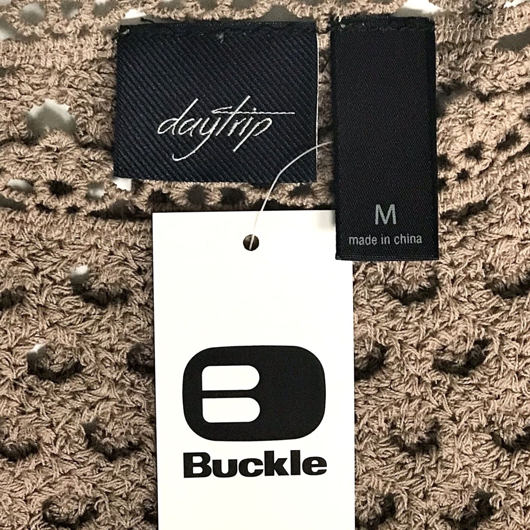 Vintage Buckle Daytrip Women Blouse 3/4 Sleeve Top M Chanterelle Open Weave Eyelash Crochet Lace Brown Scalloped Crochet Breathable Lightweight Casual Knit Size M / US 6-8 / IT 42-44 - 2 Thumbnail